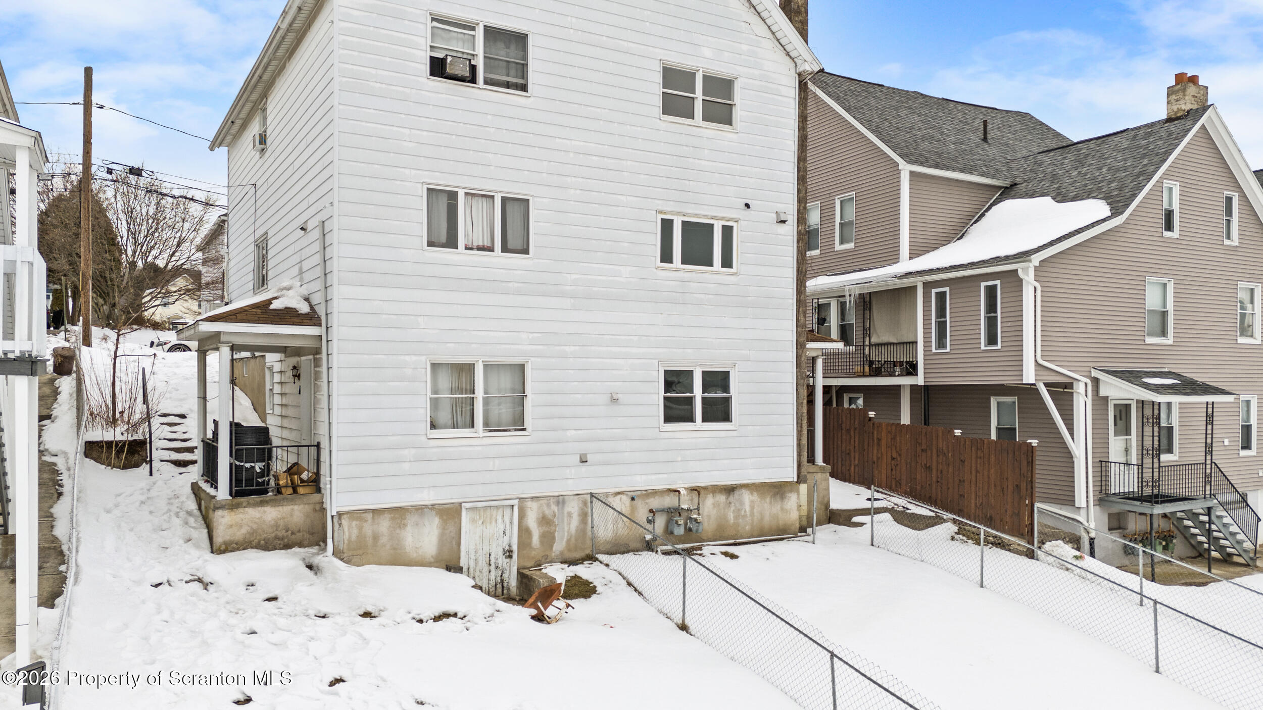 712 714 Carmalt Street