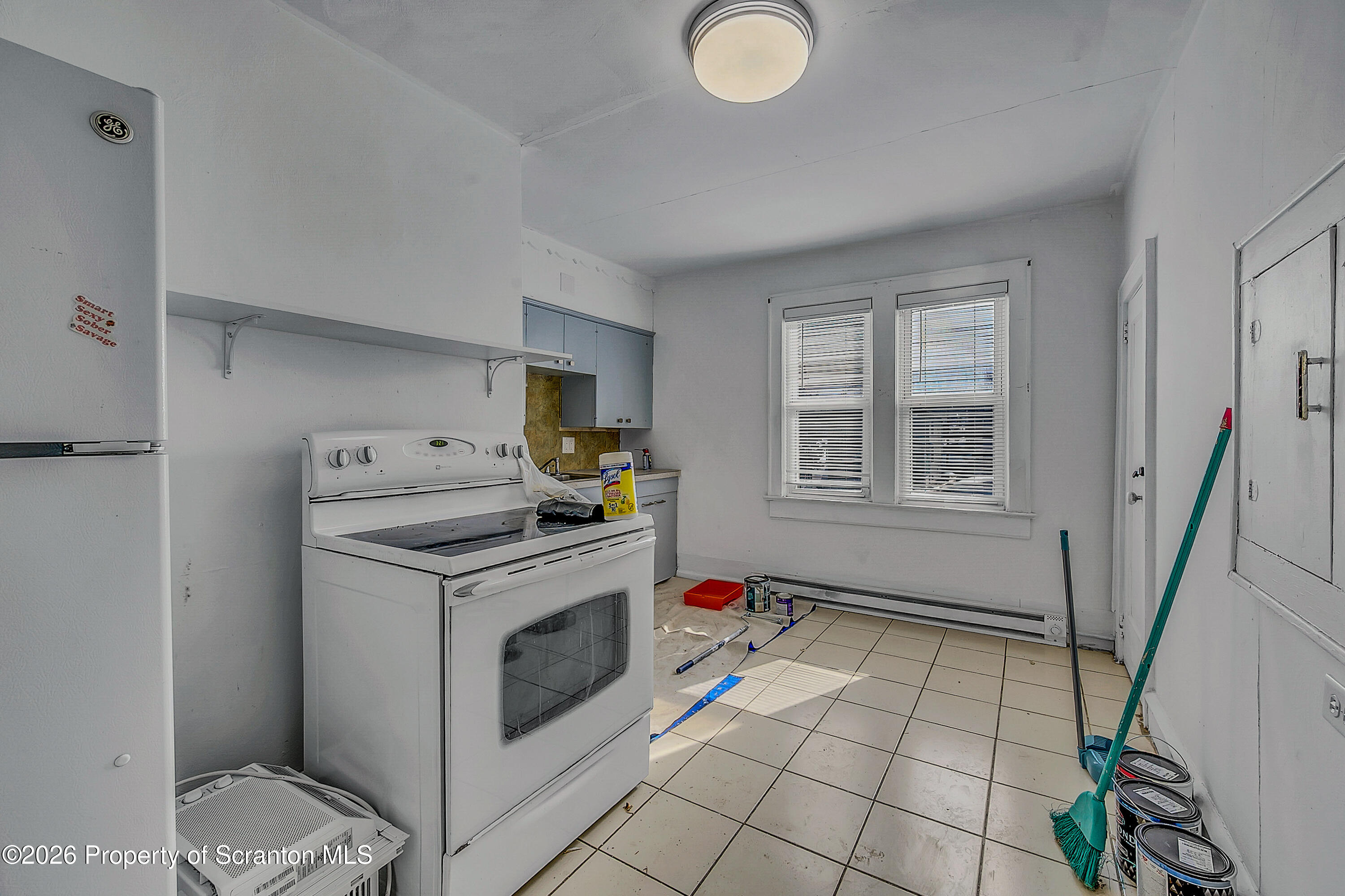 53 Sobieski Street Unit: Top Floor