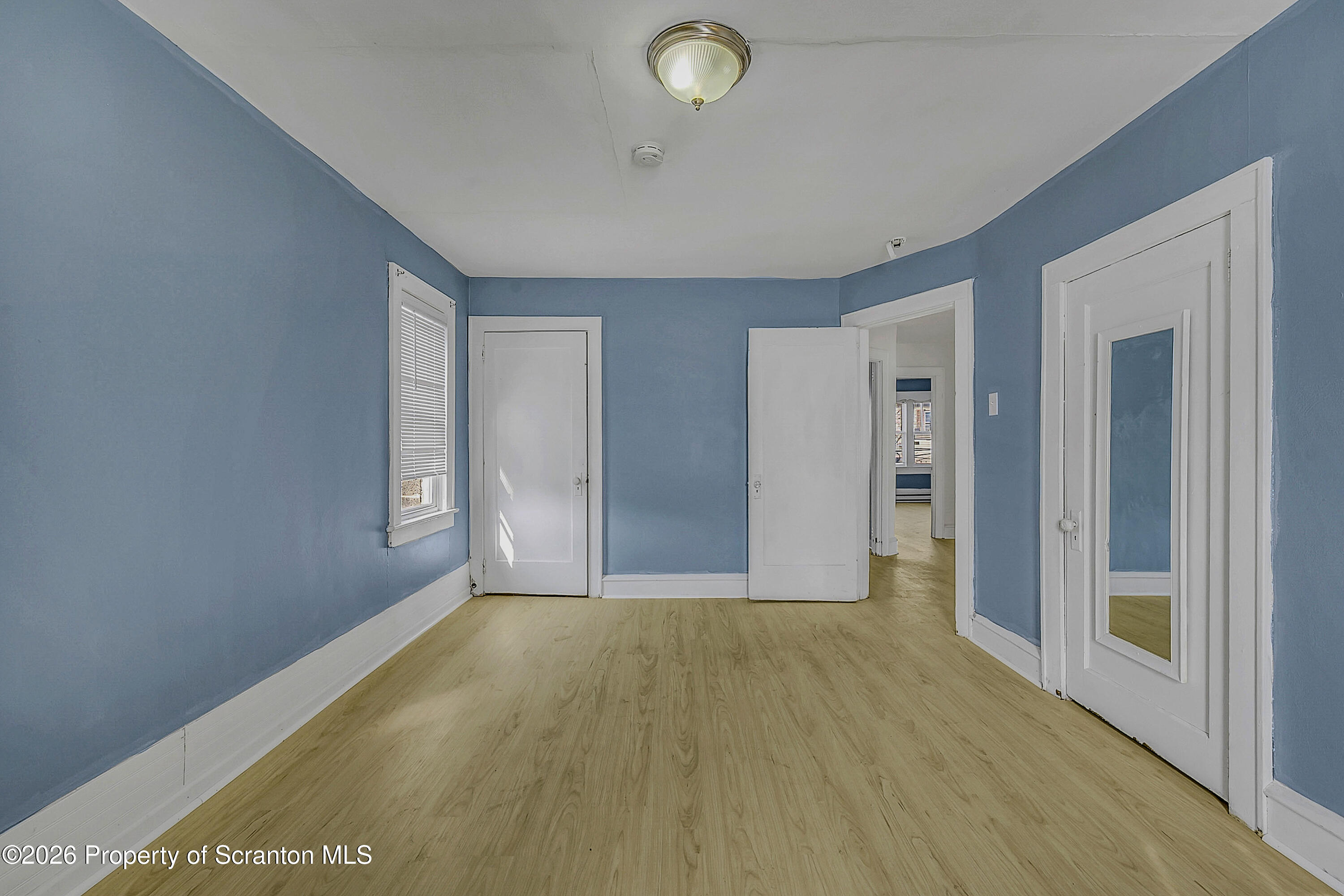 53 Sobieski Street Unit: Top Floor