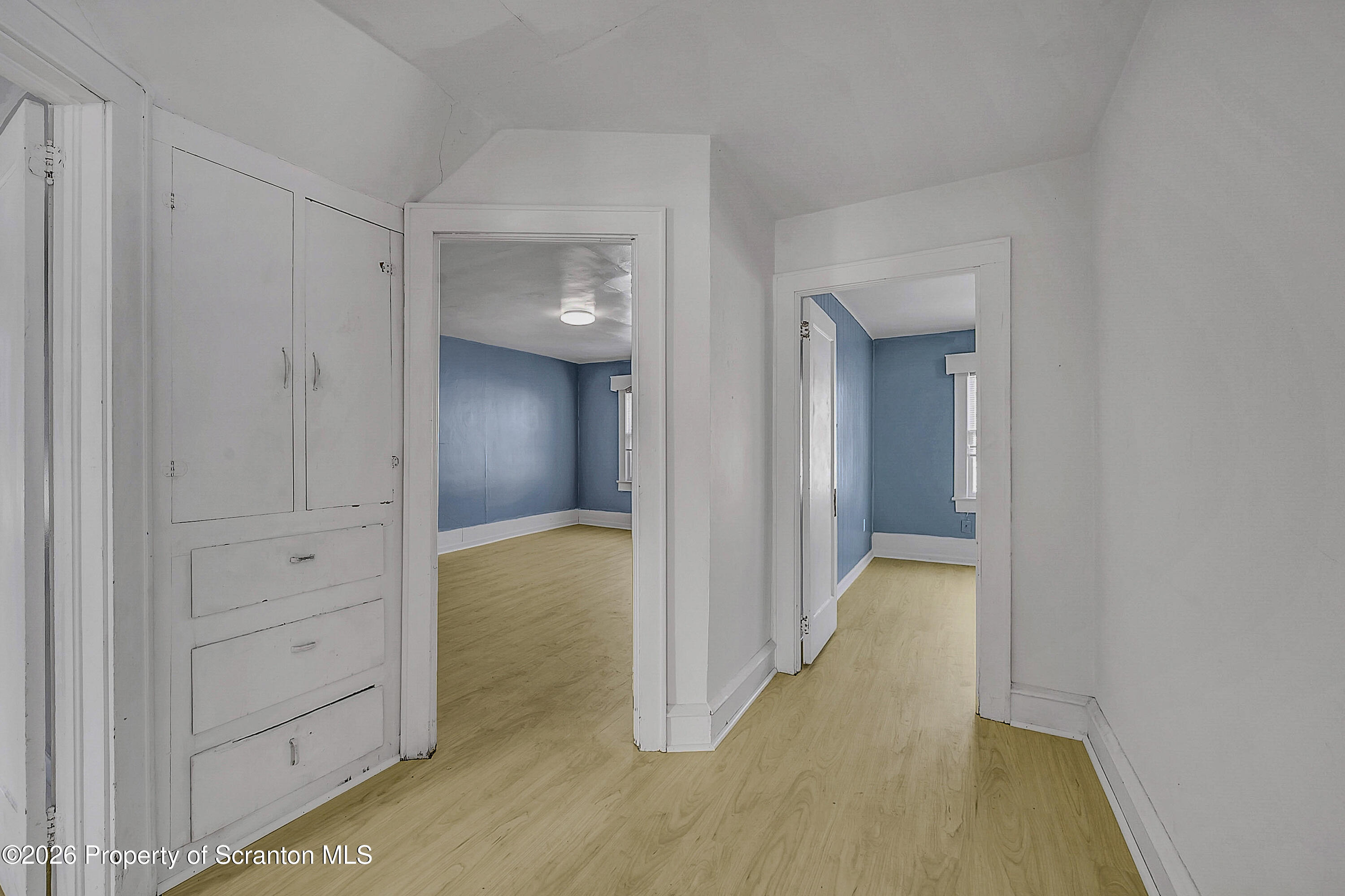 53 Sobieski Street Unit: Top Floor