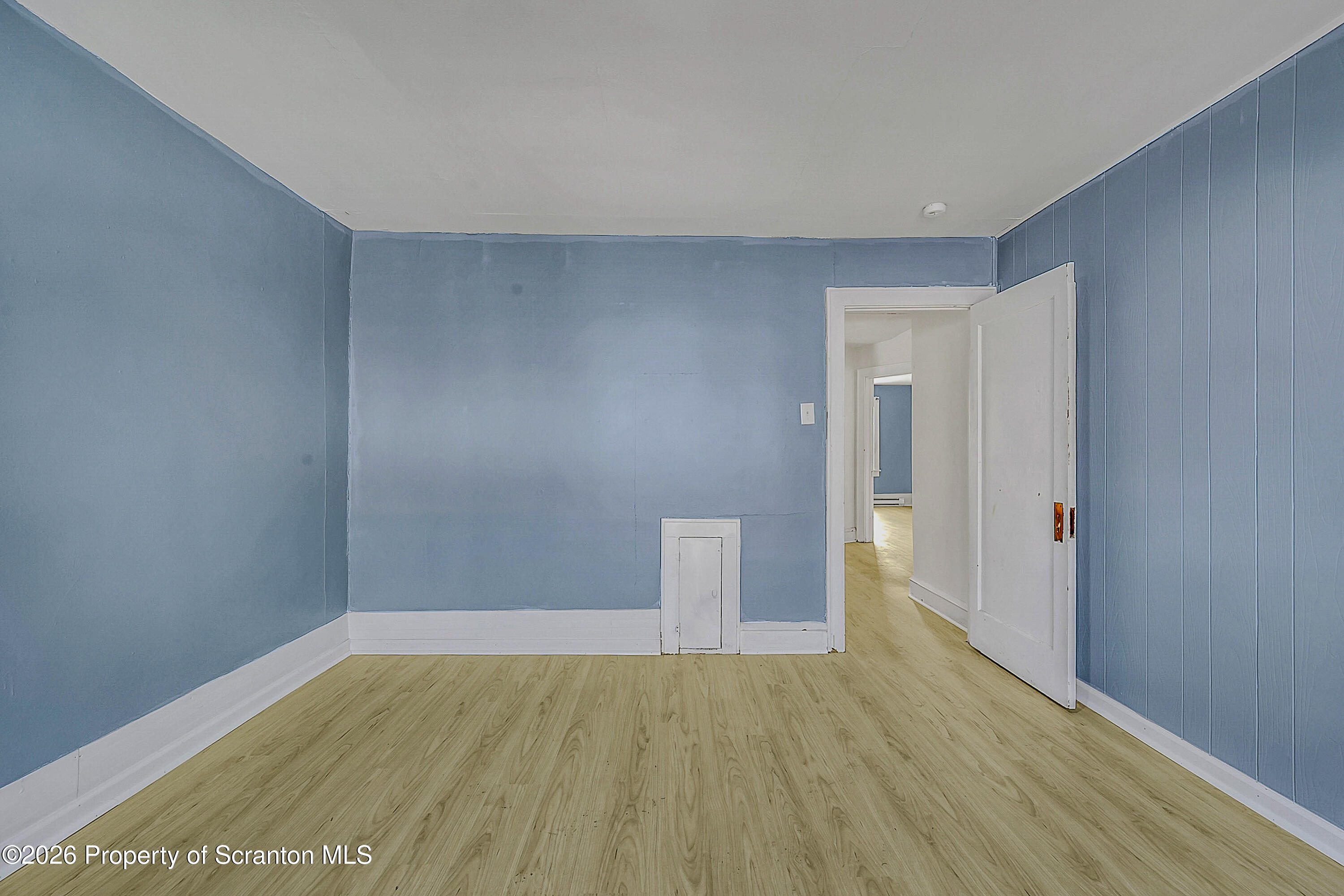 53 Sobieski Street Unit: Top Floor