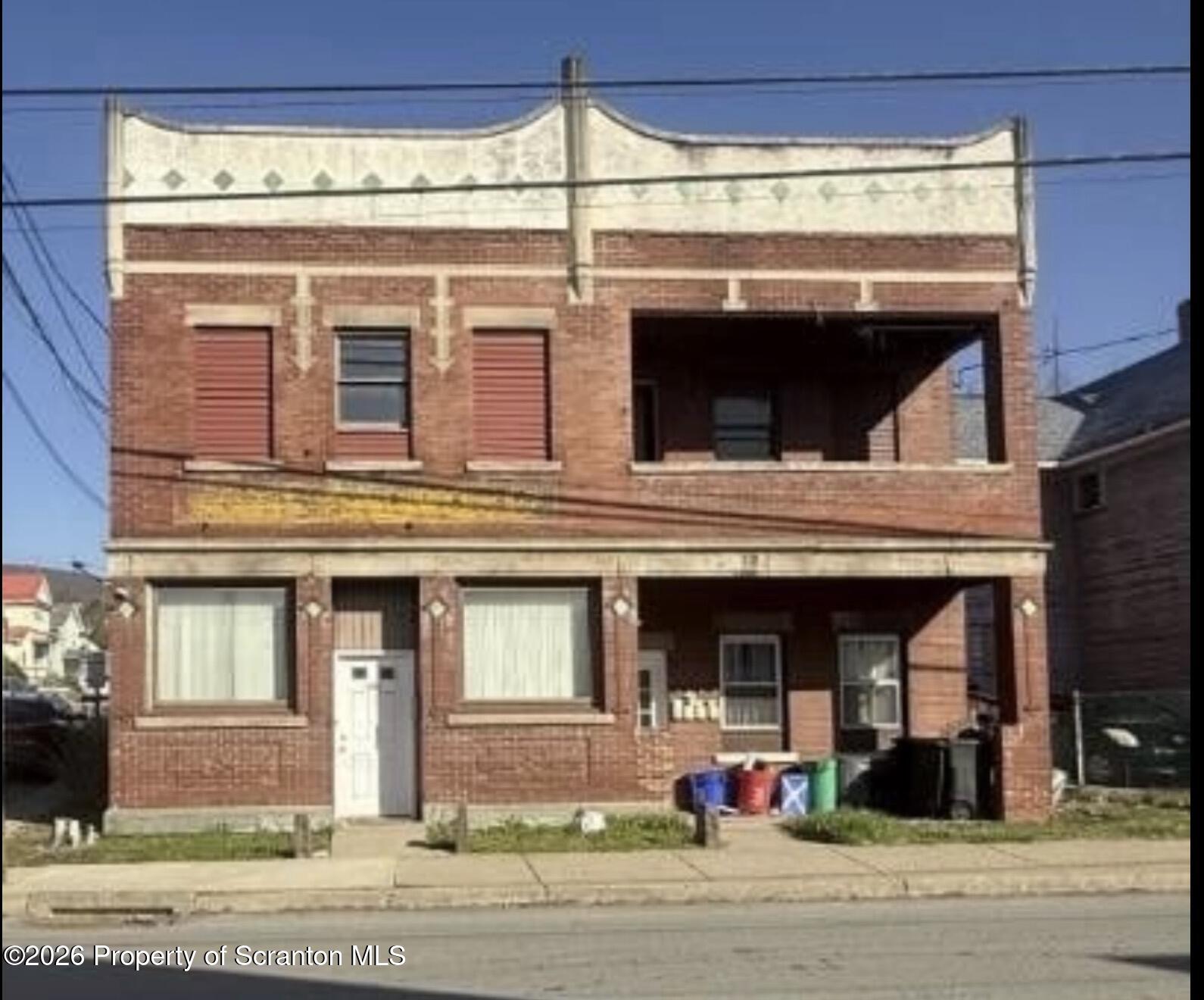 1301 Main Street Unit: 7