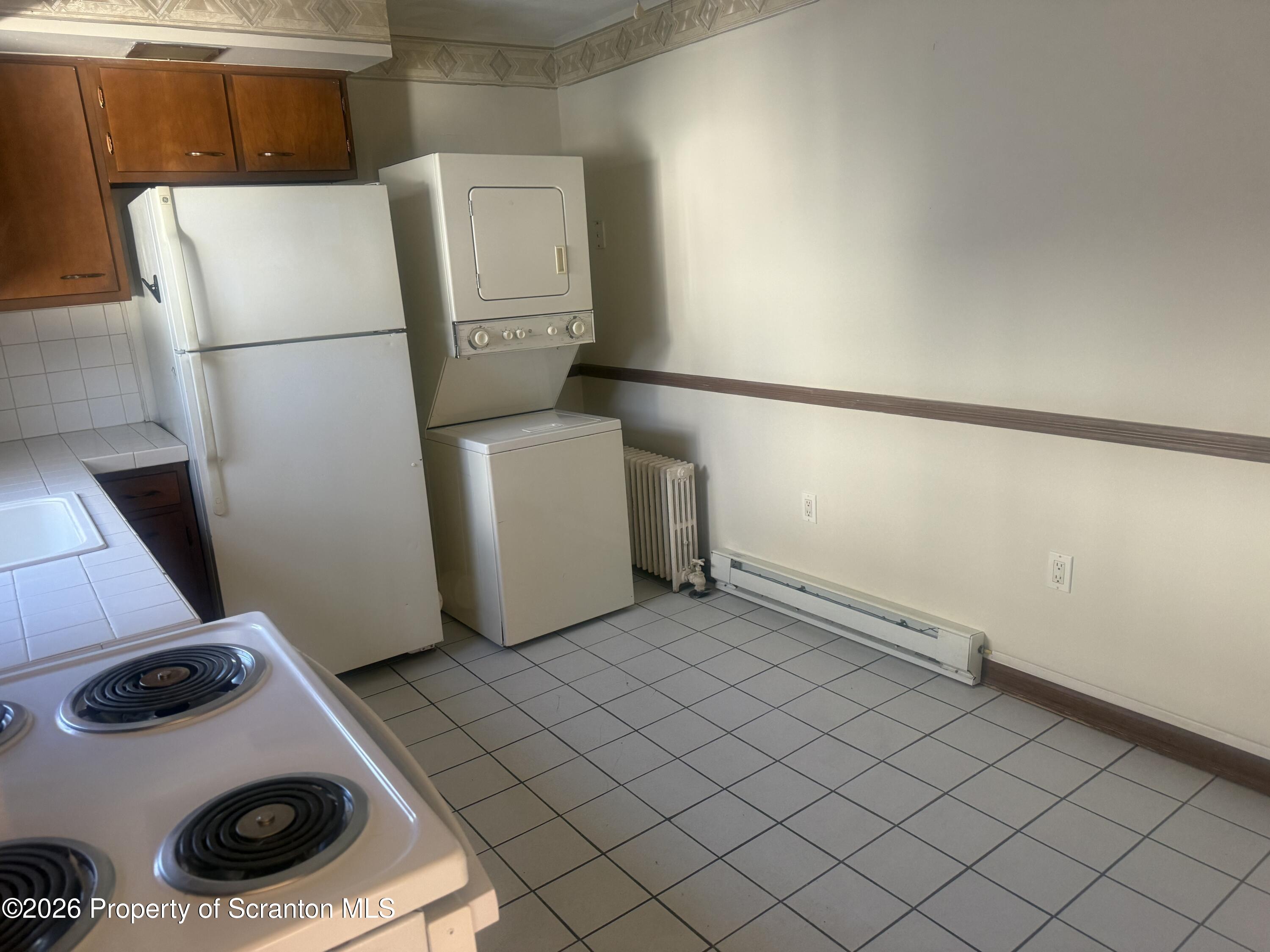 247 Belmont Street Unit: 2