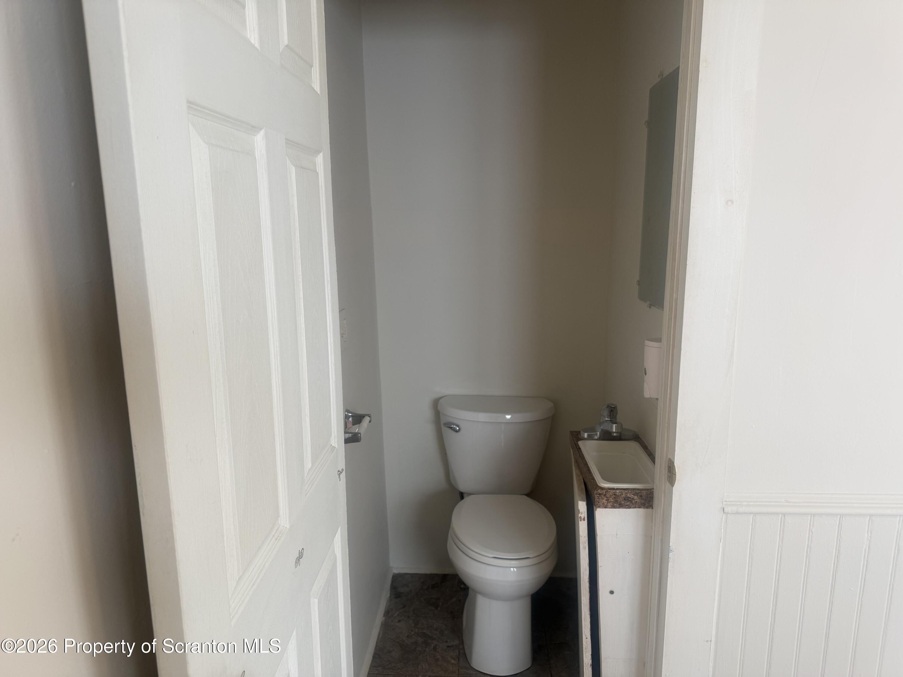 247 Belmont Street Unit: 2