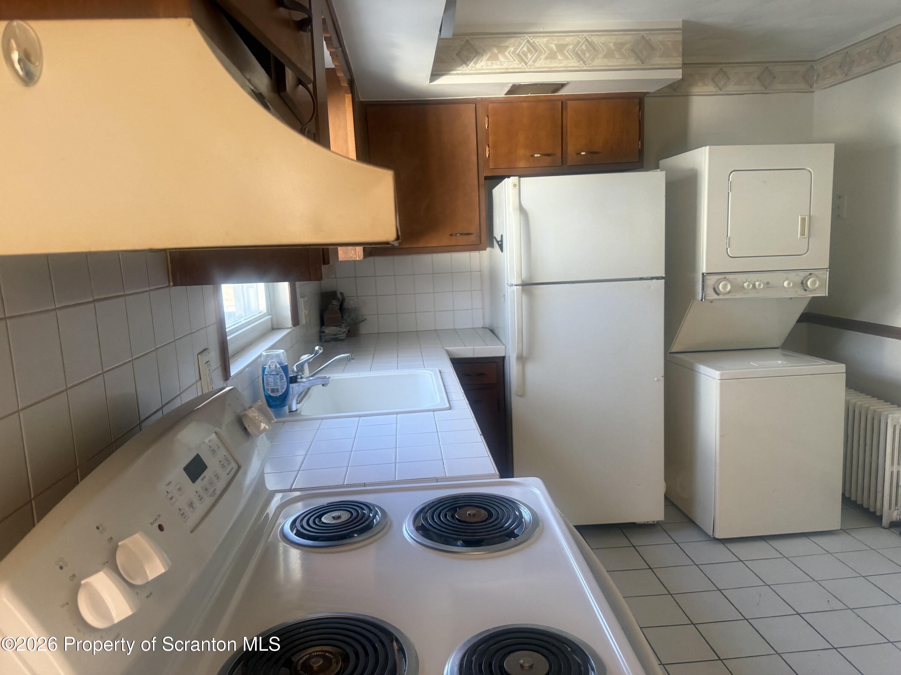 247 Belmont Street Unit: 2