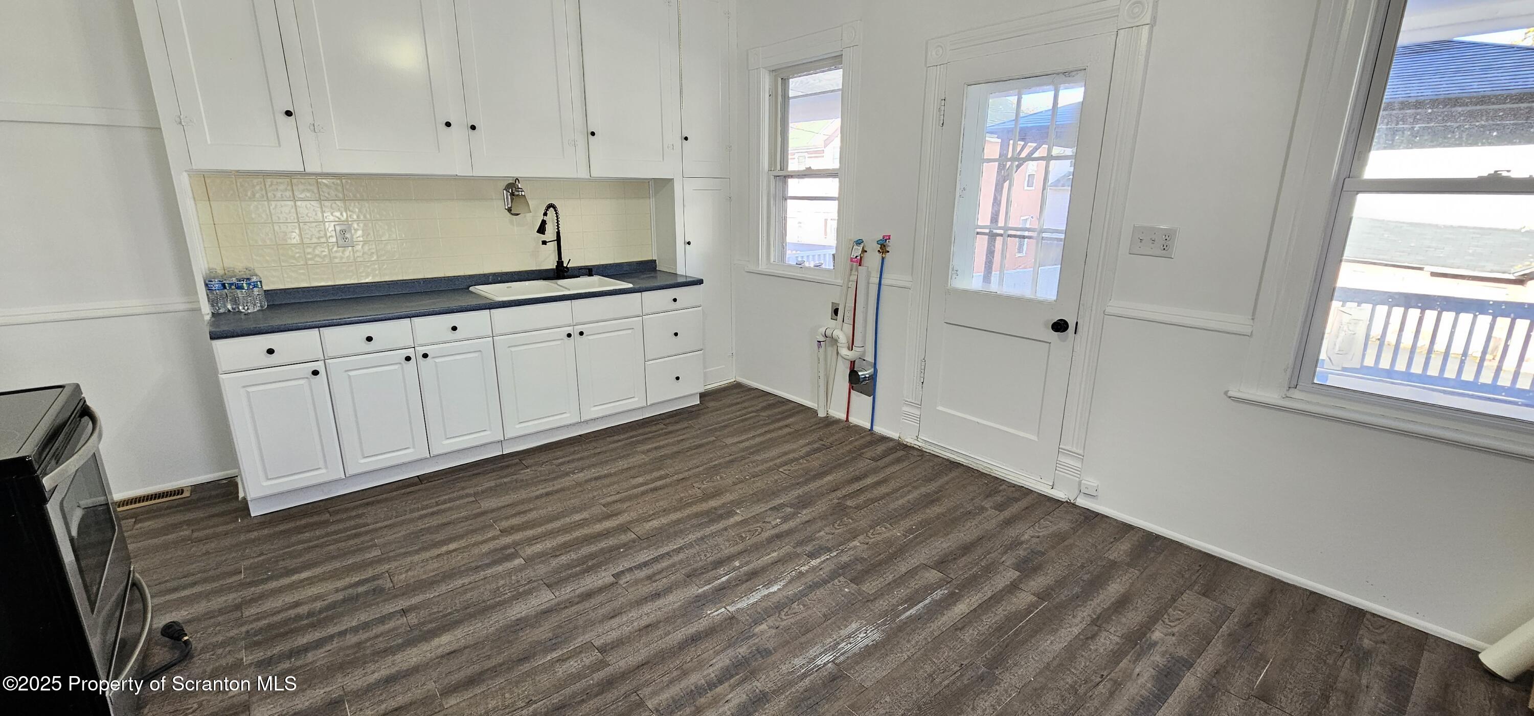 126 S Rebecca Avenue