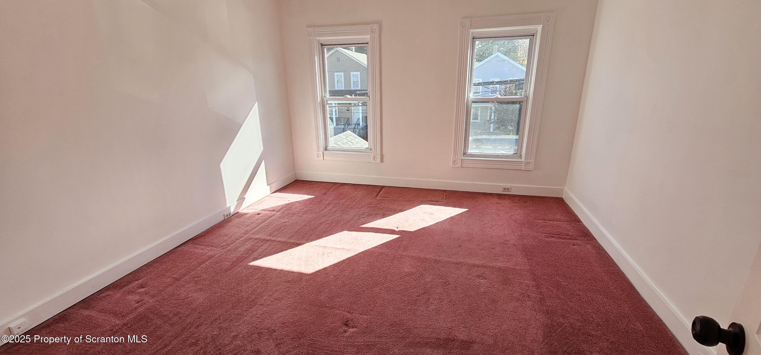 126 S Rebecca Avenue