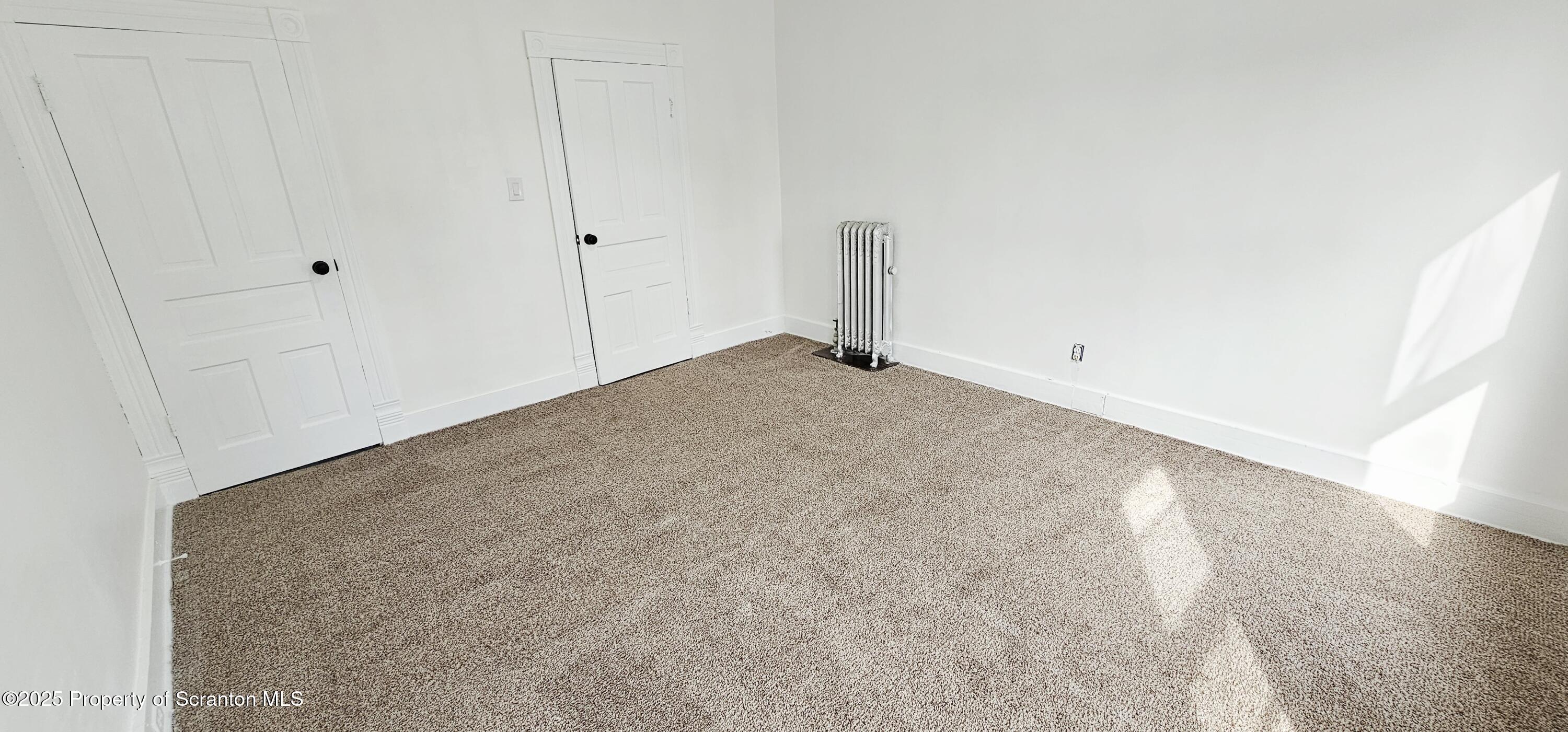 128 S Rebecca Avenue