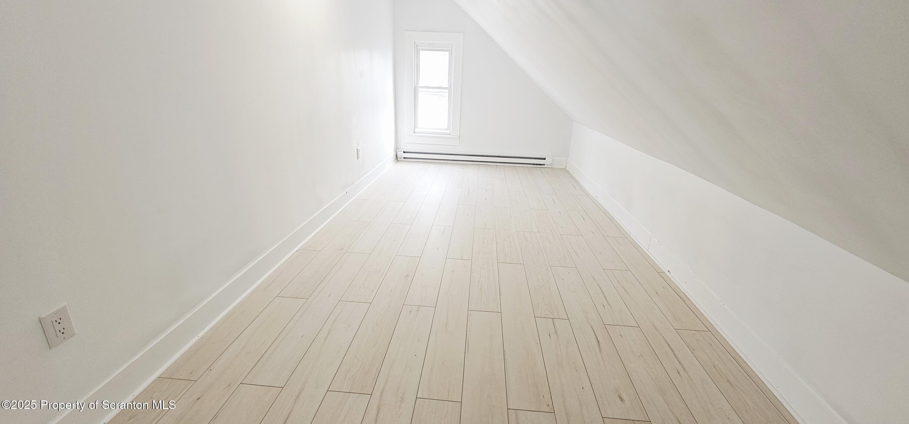 128 S Rebecca Avenue