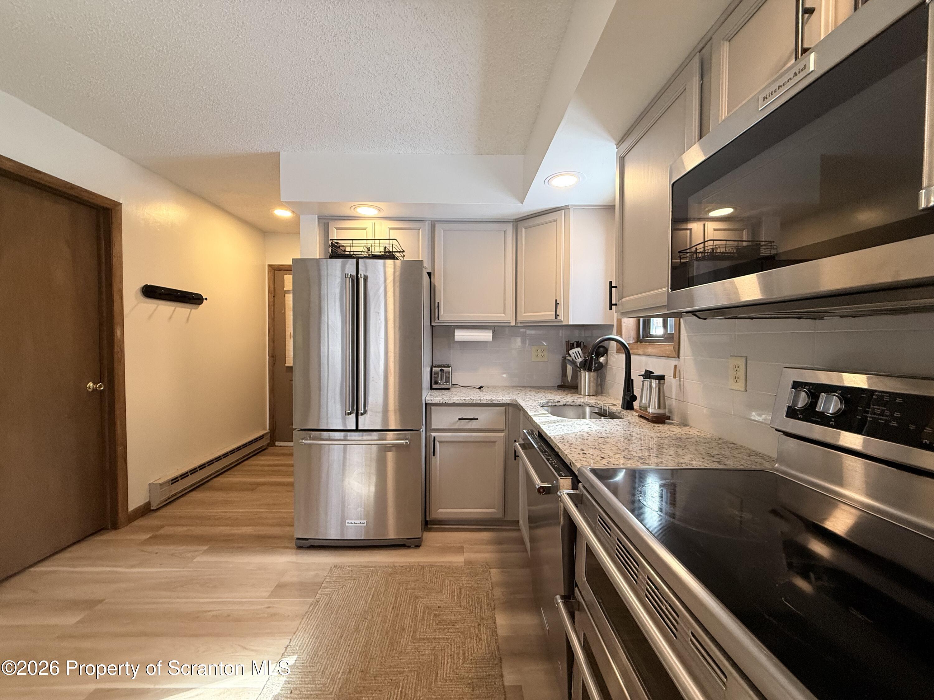 38 E Creek View Drive Unit: # H1140