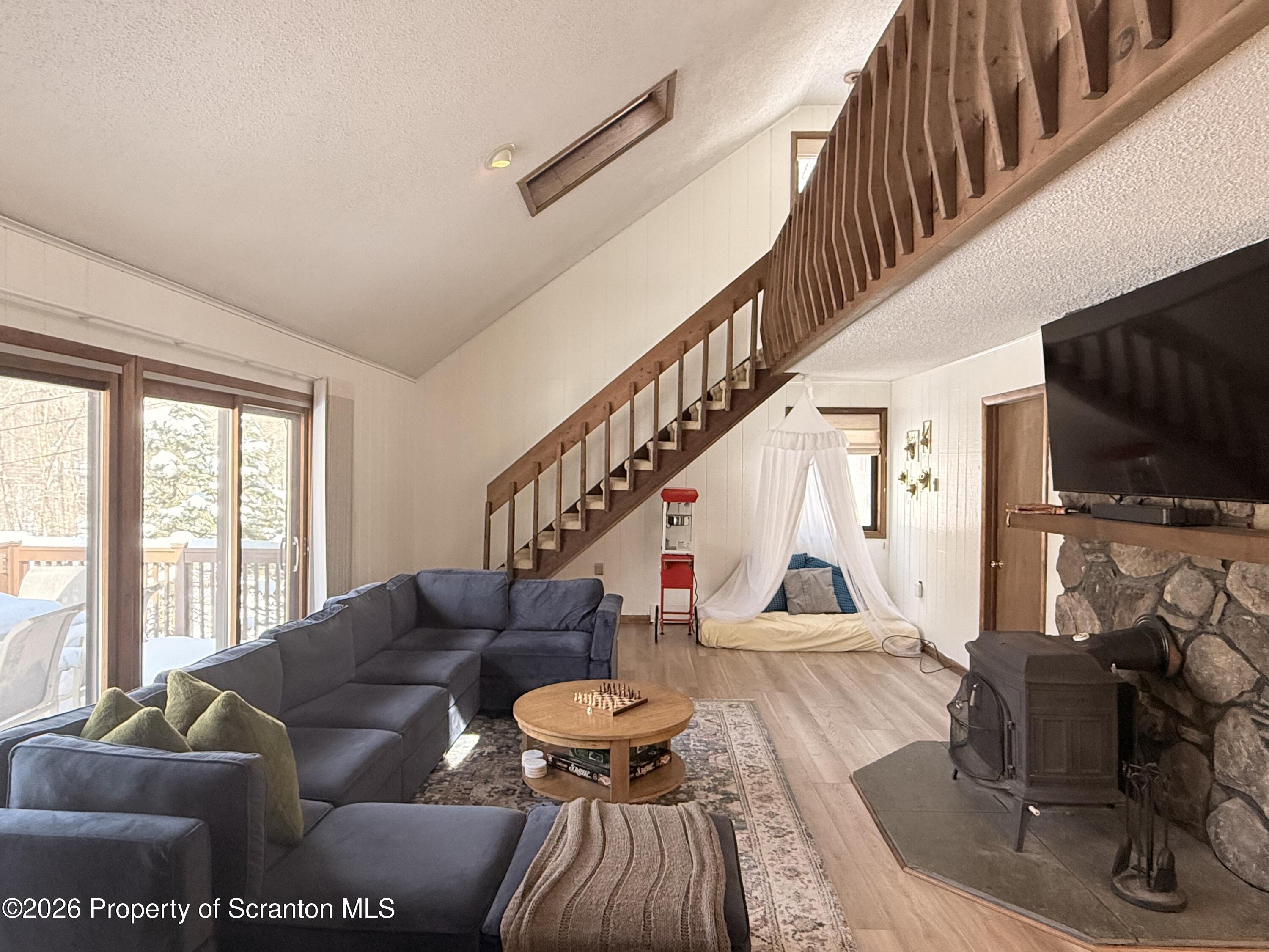 38 E Creek View Drive Unit: # H1140