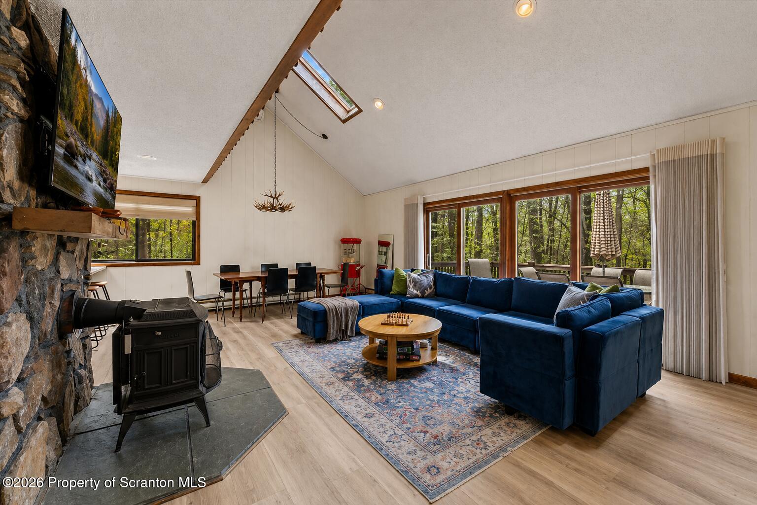38 E Creek View Drive Unit: # H1140