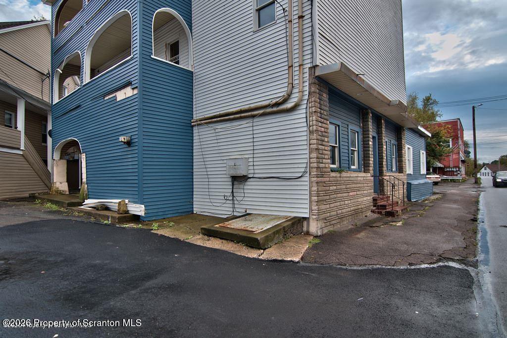 401 S Valley (Apt.103) Avenue