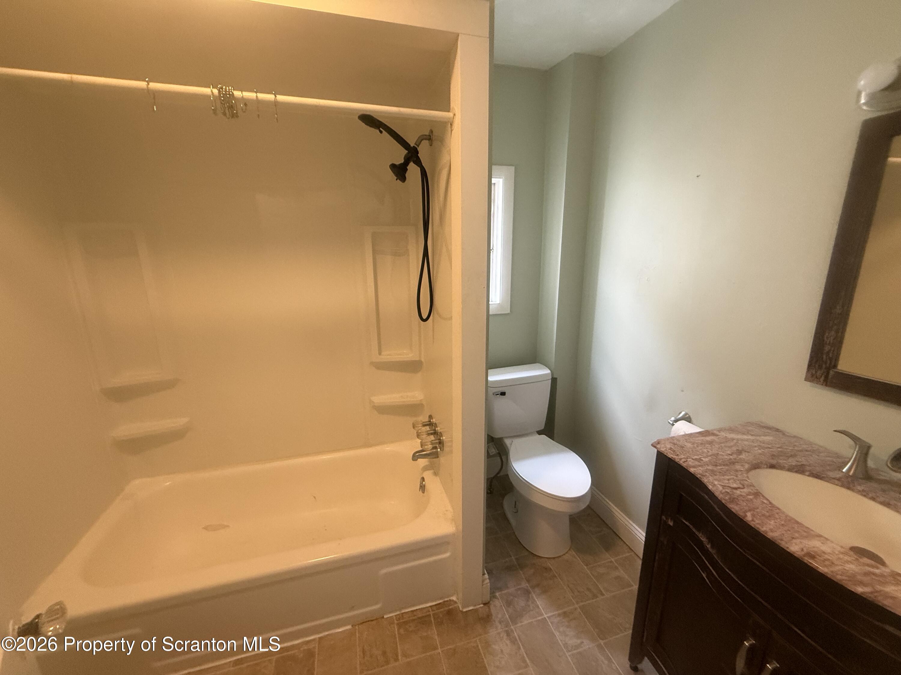 1019 N Irving Avenue