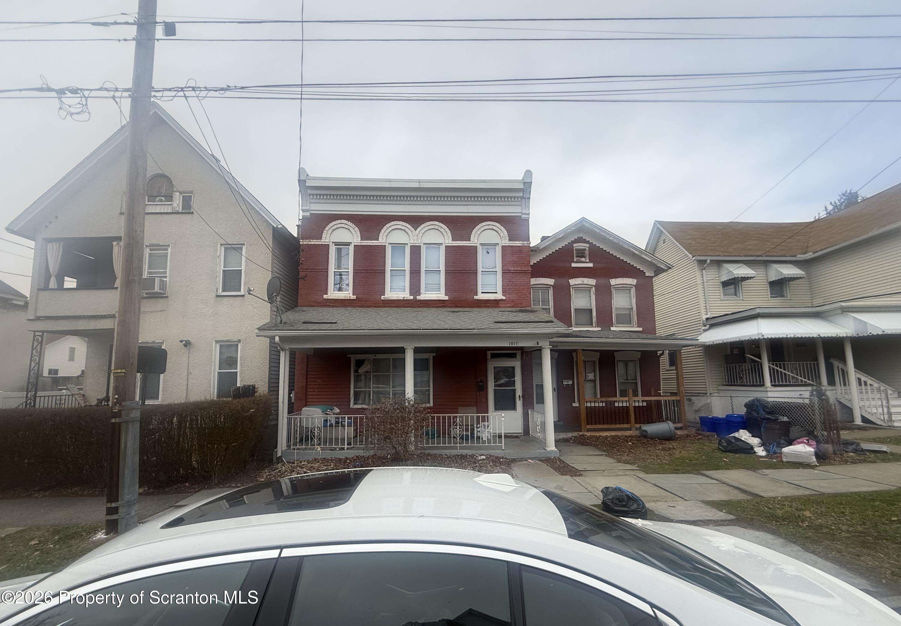 1019 N Irving Avenue