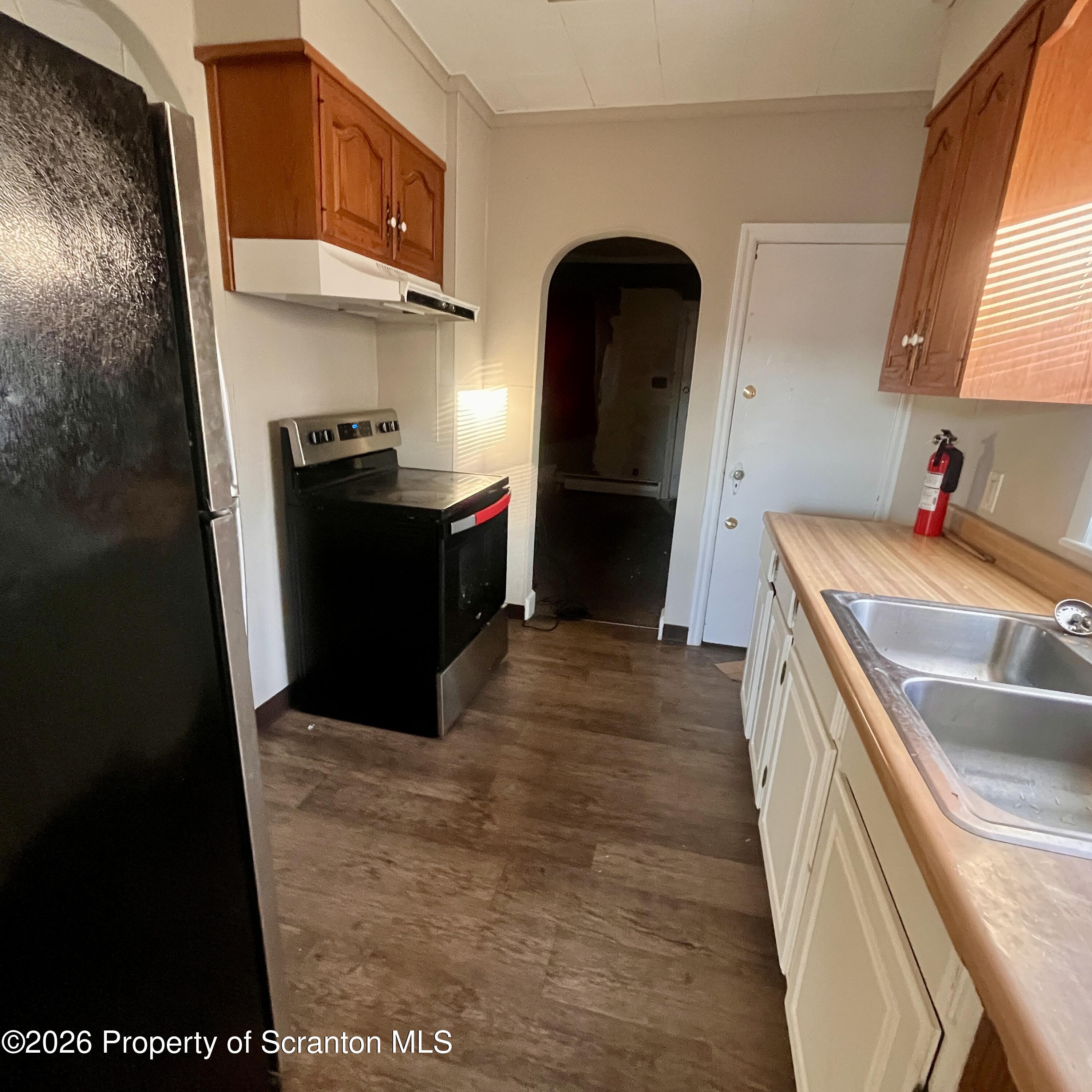 707 Prospect Avenue Unit: Rear