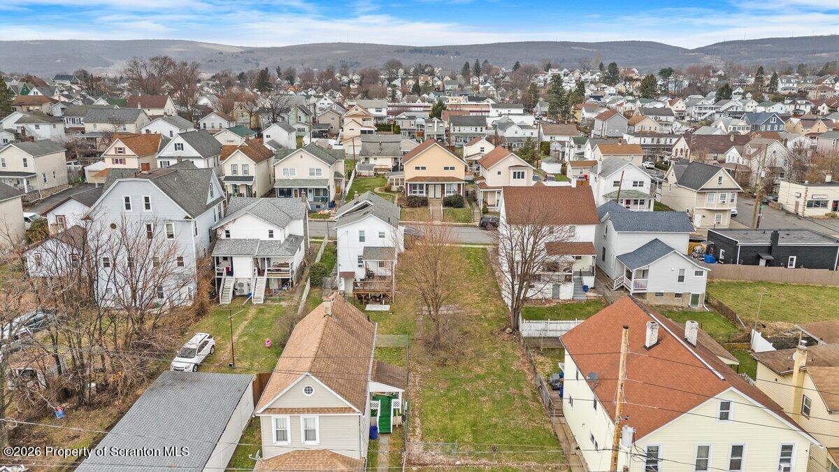 364 N Hyde Park Avenue Unit: & 368