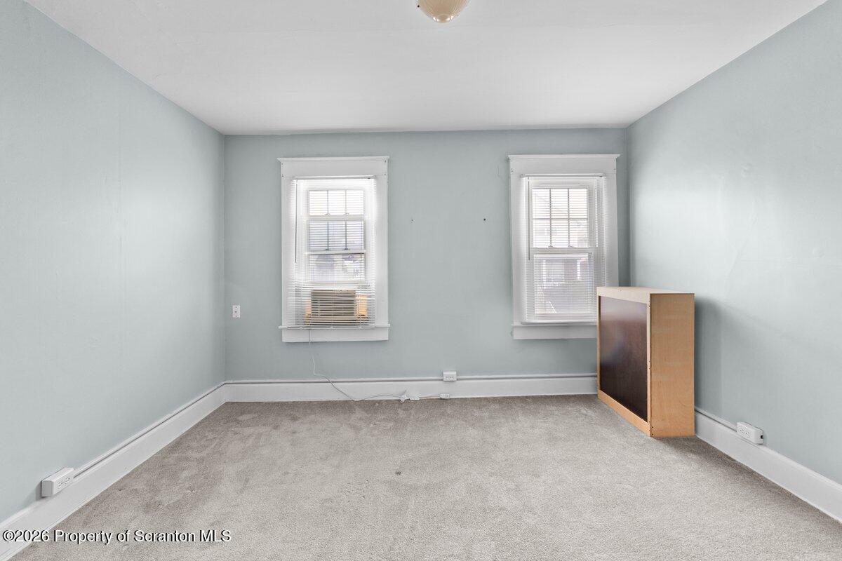 364 N Hyde Park Avenue Unit: & 368