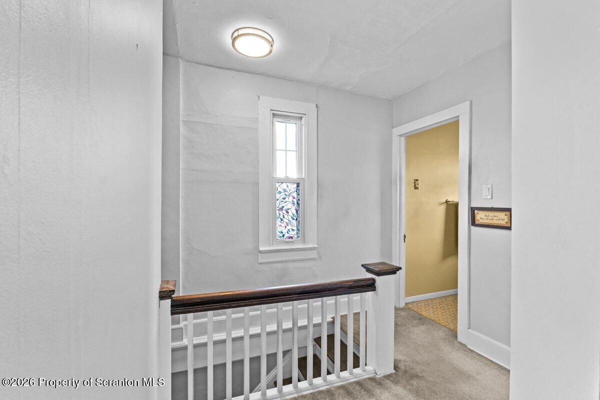 364 N Hyde Park Avenue Unit: & 368