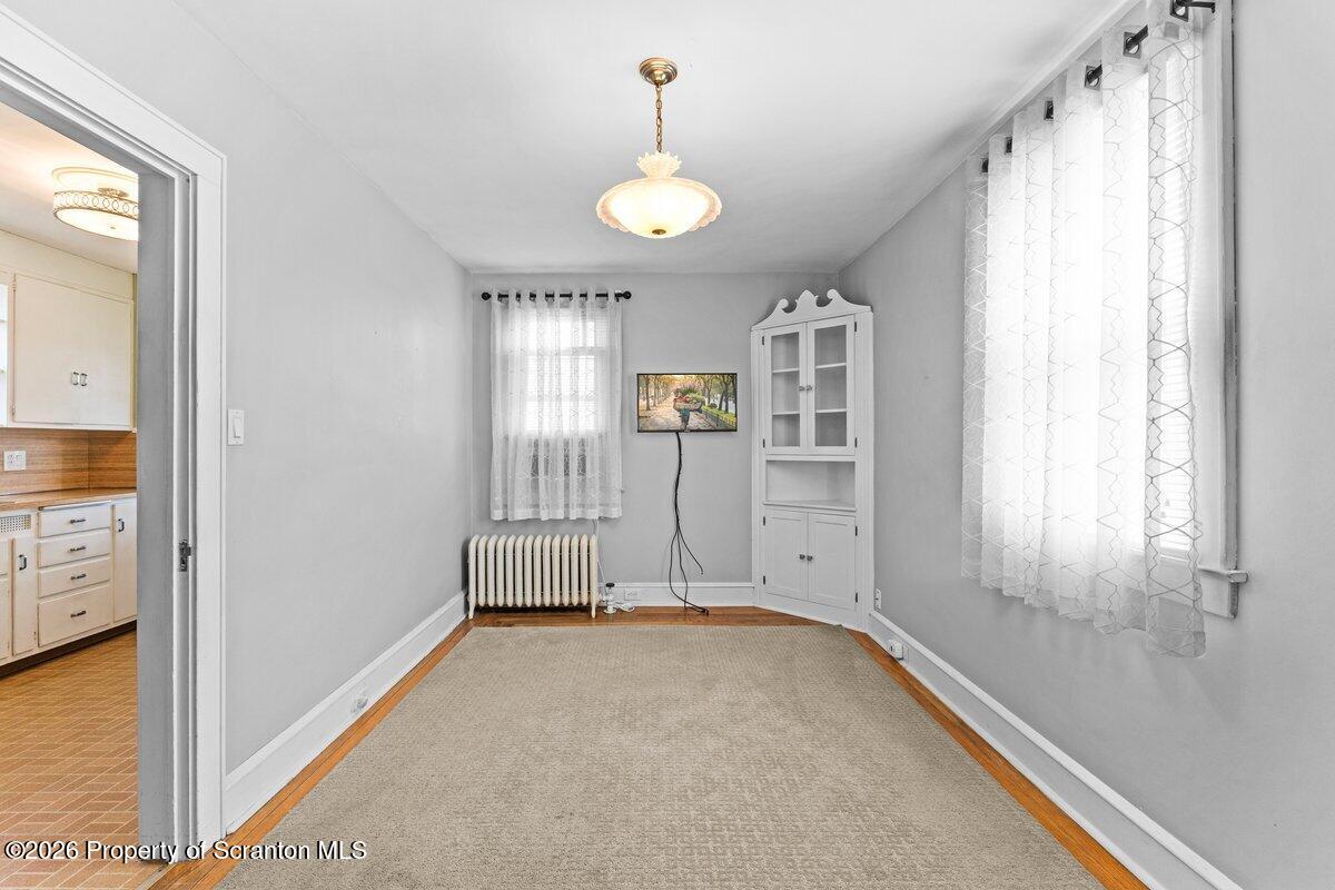 364 N Hyde Park Avenue Unit: & 368