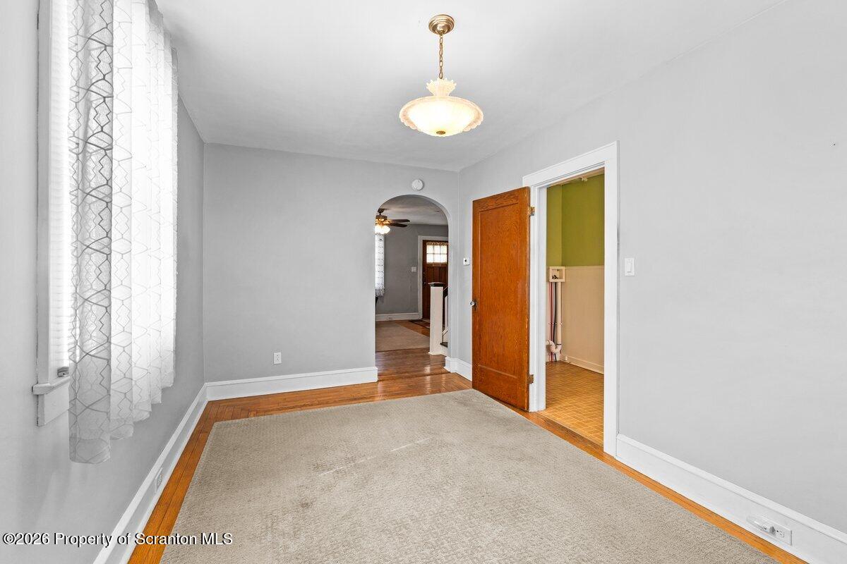 364 N Hyde Park Avenue Unit: & 368