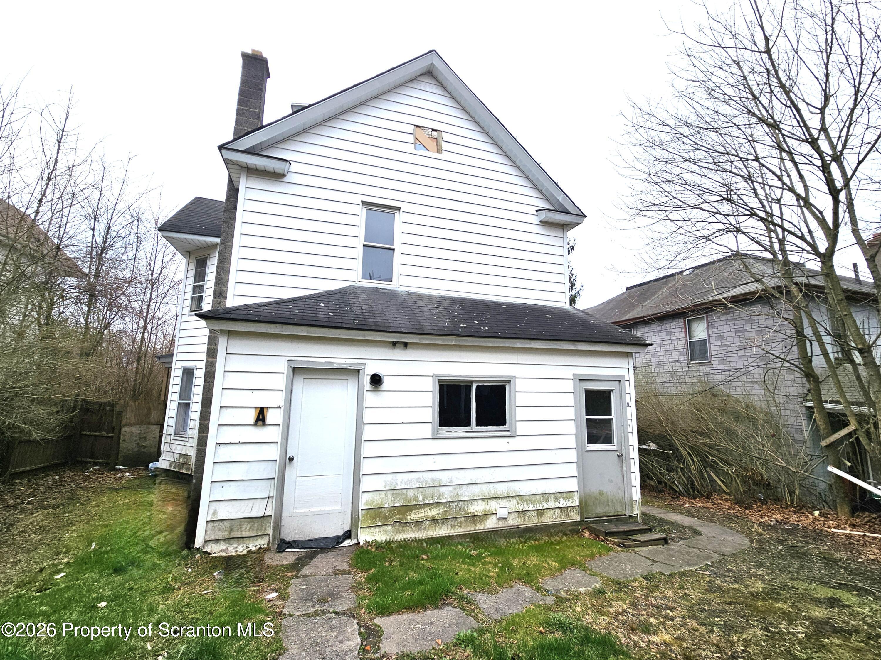 351 Main Street Unit: B 2nd fl