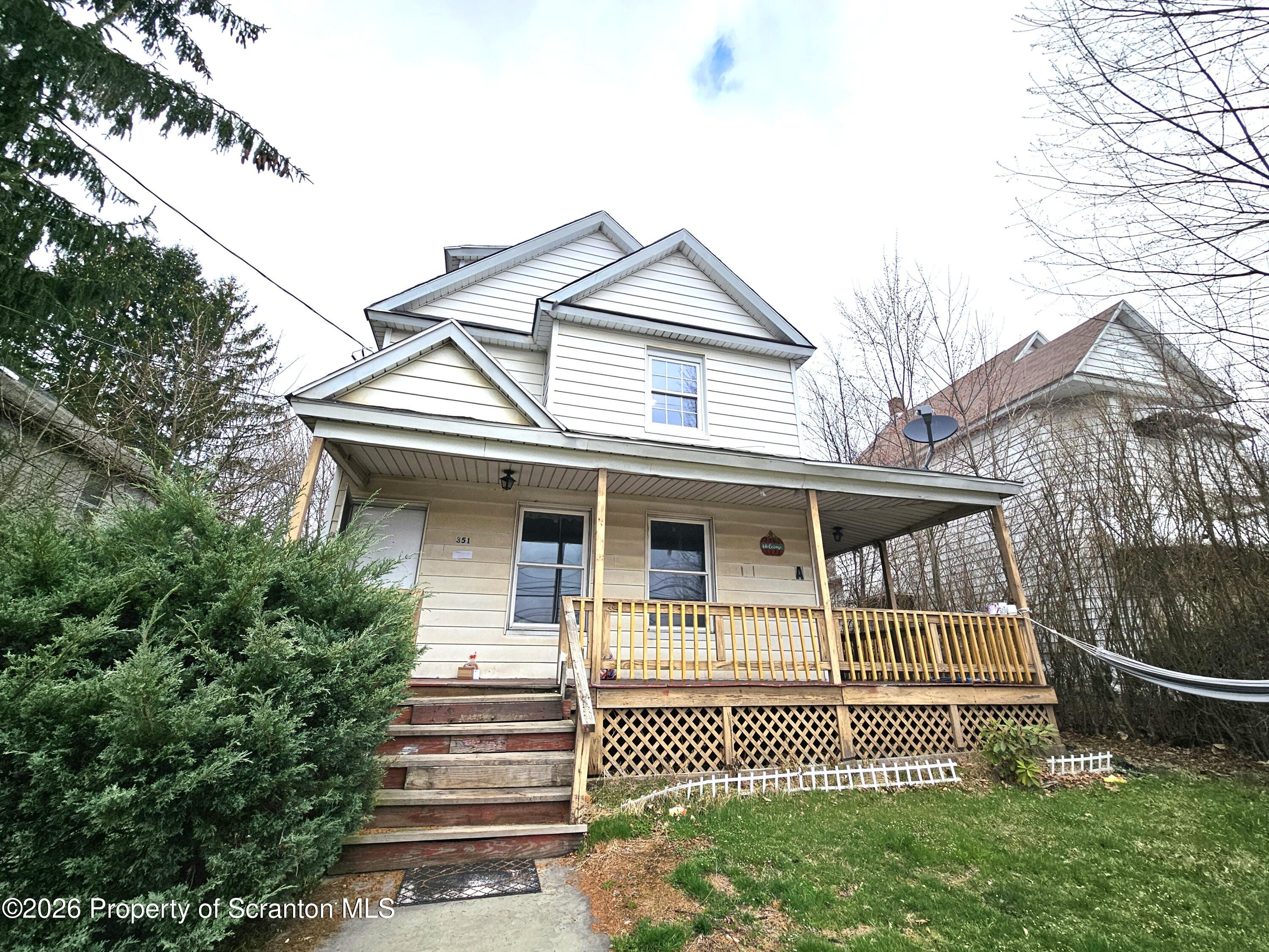 351 Main Street Unit: B 2nd fl