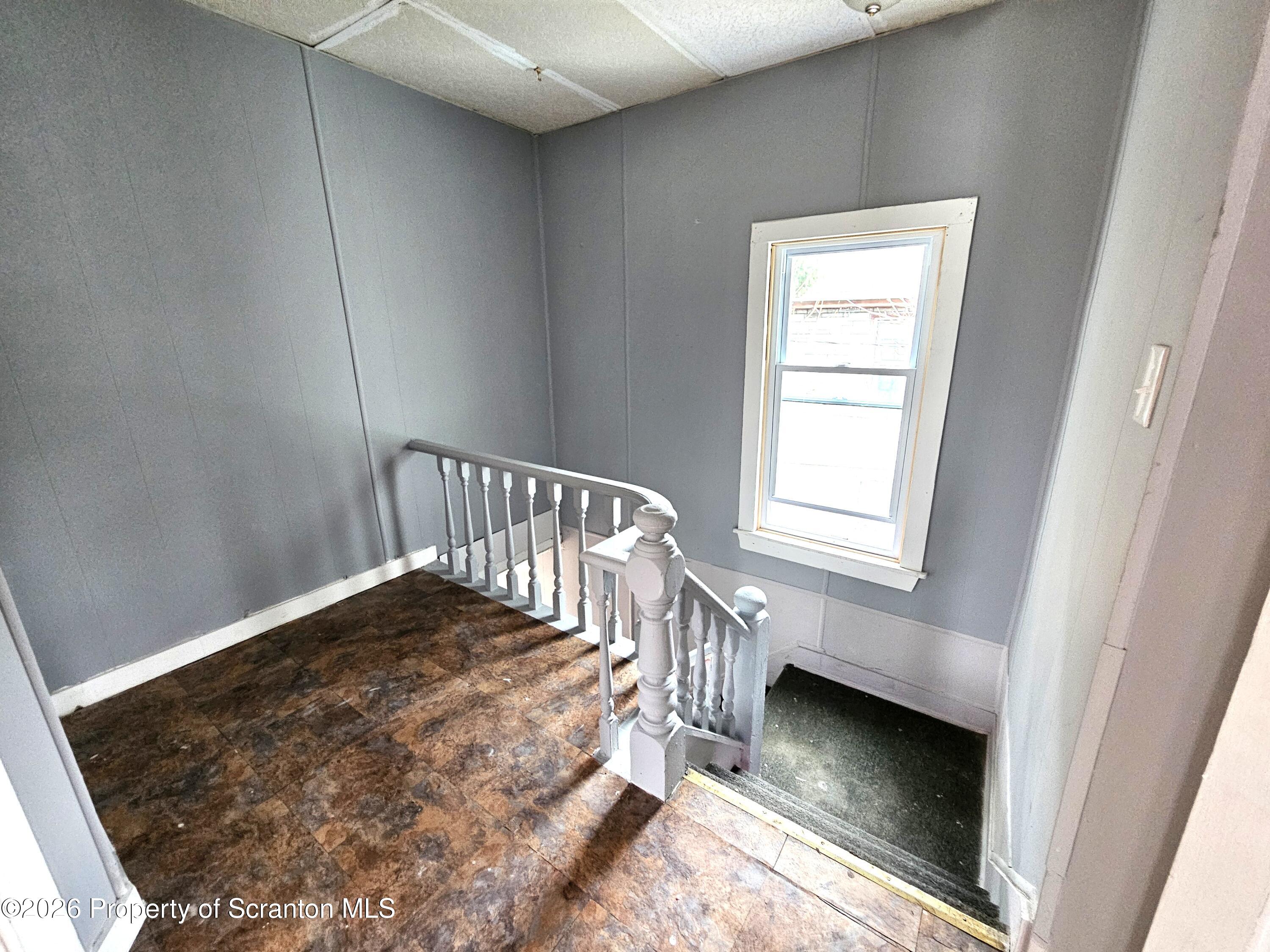 351 Main Street Unit: B 2nd fl