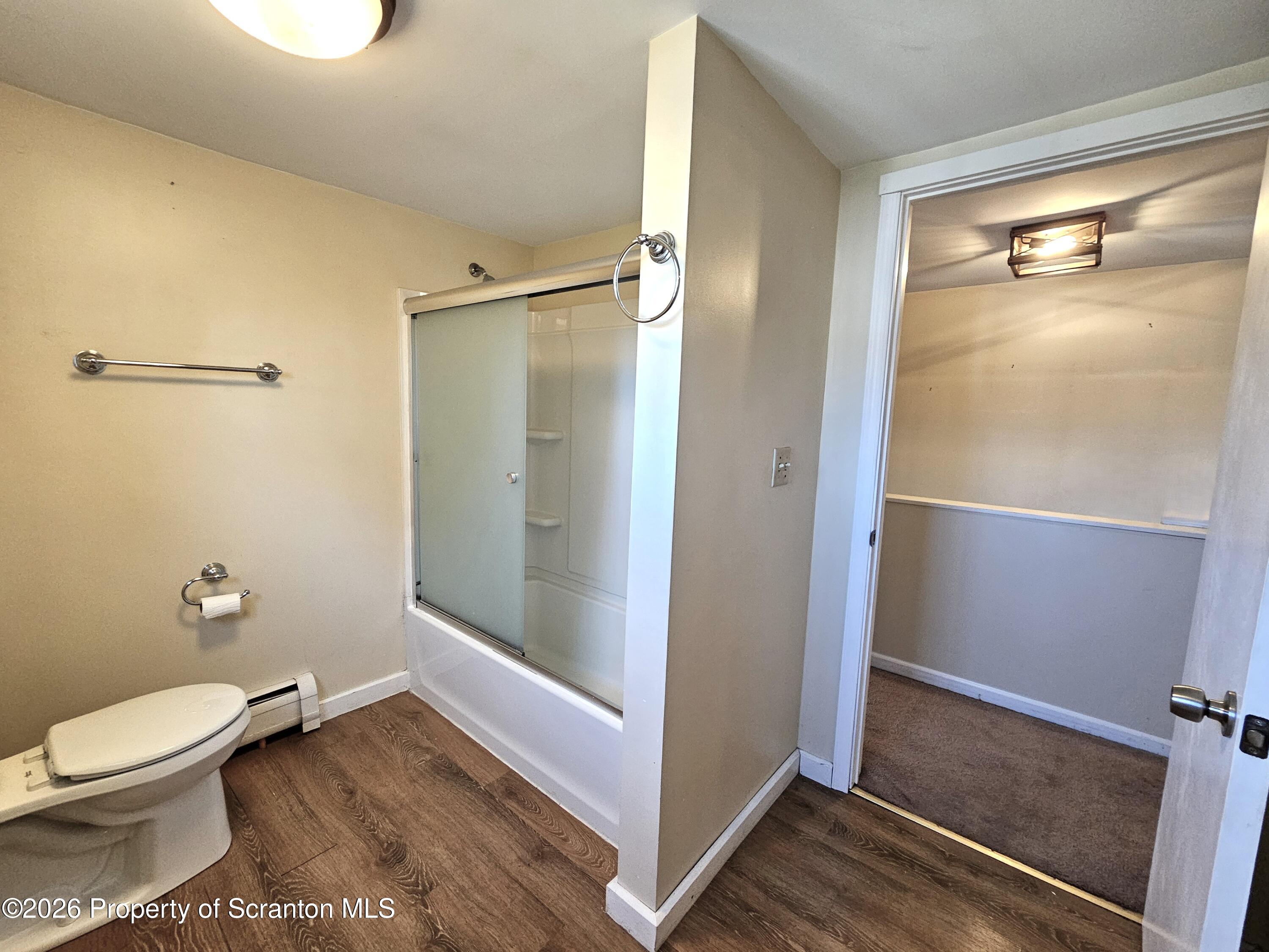 806 Washington Street