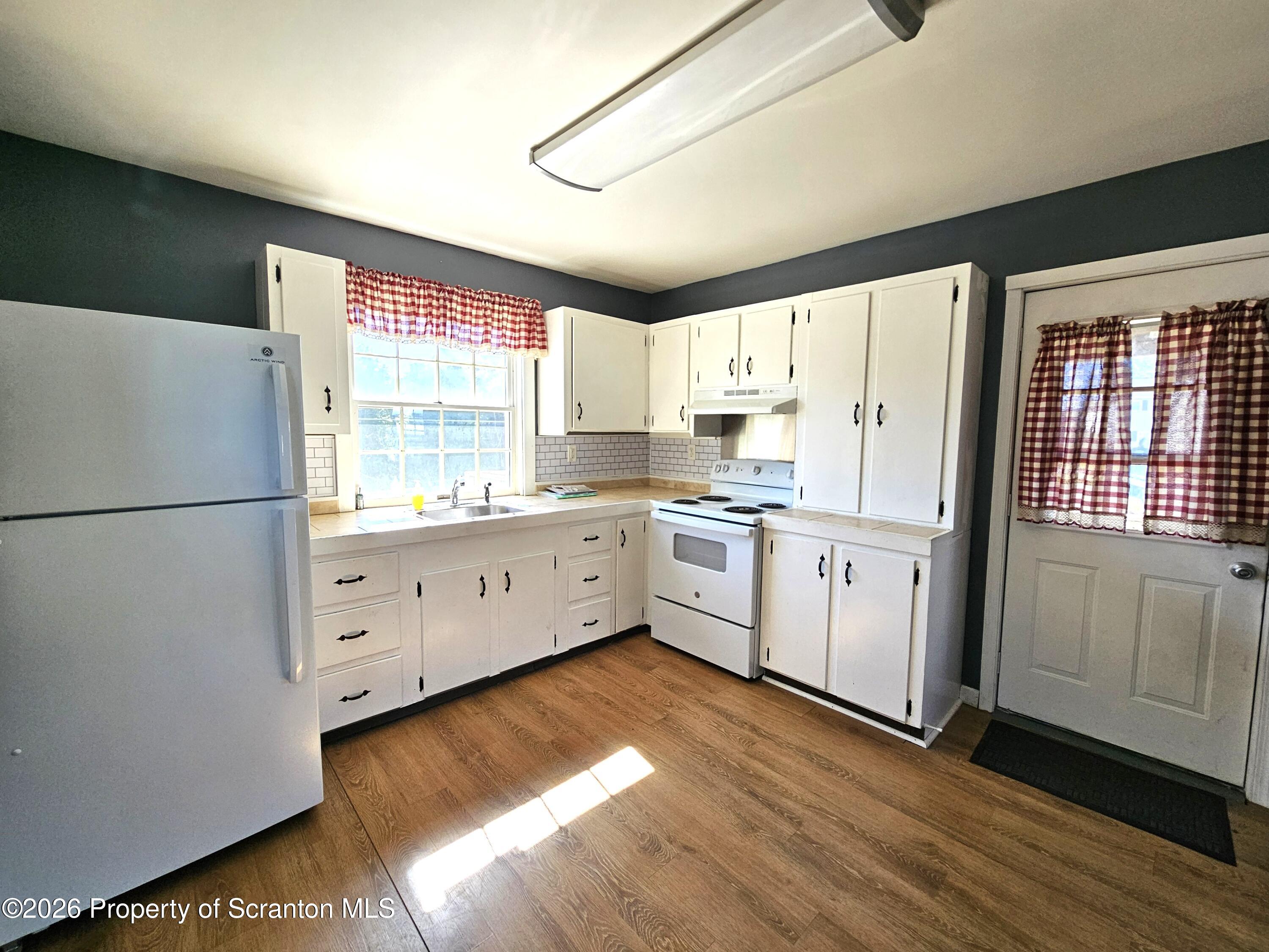 806 Washington Street