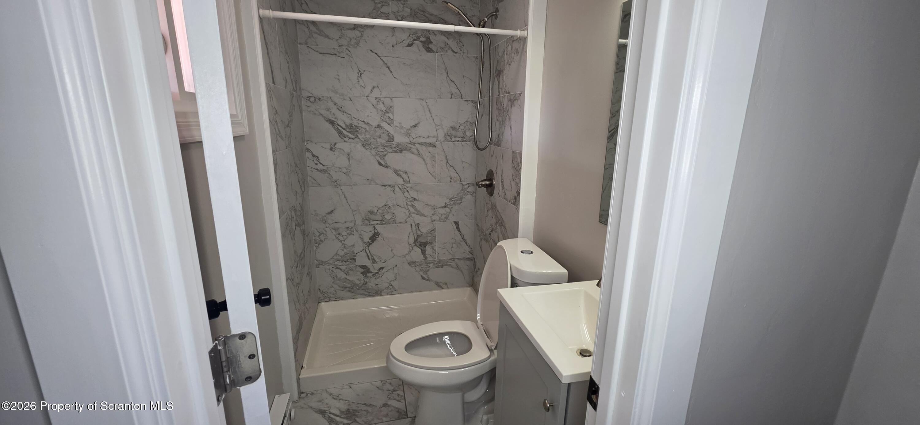 333 Oak Street Unit: 1/2