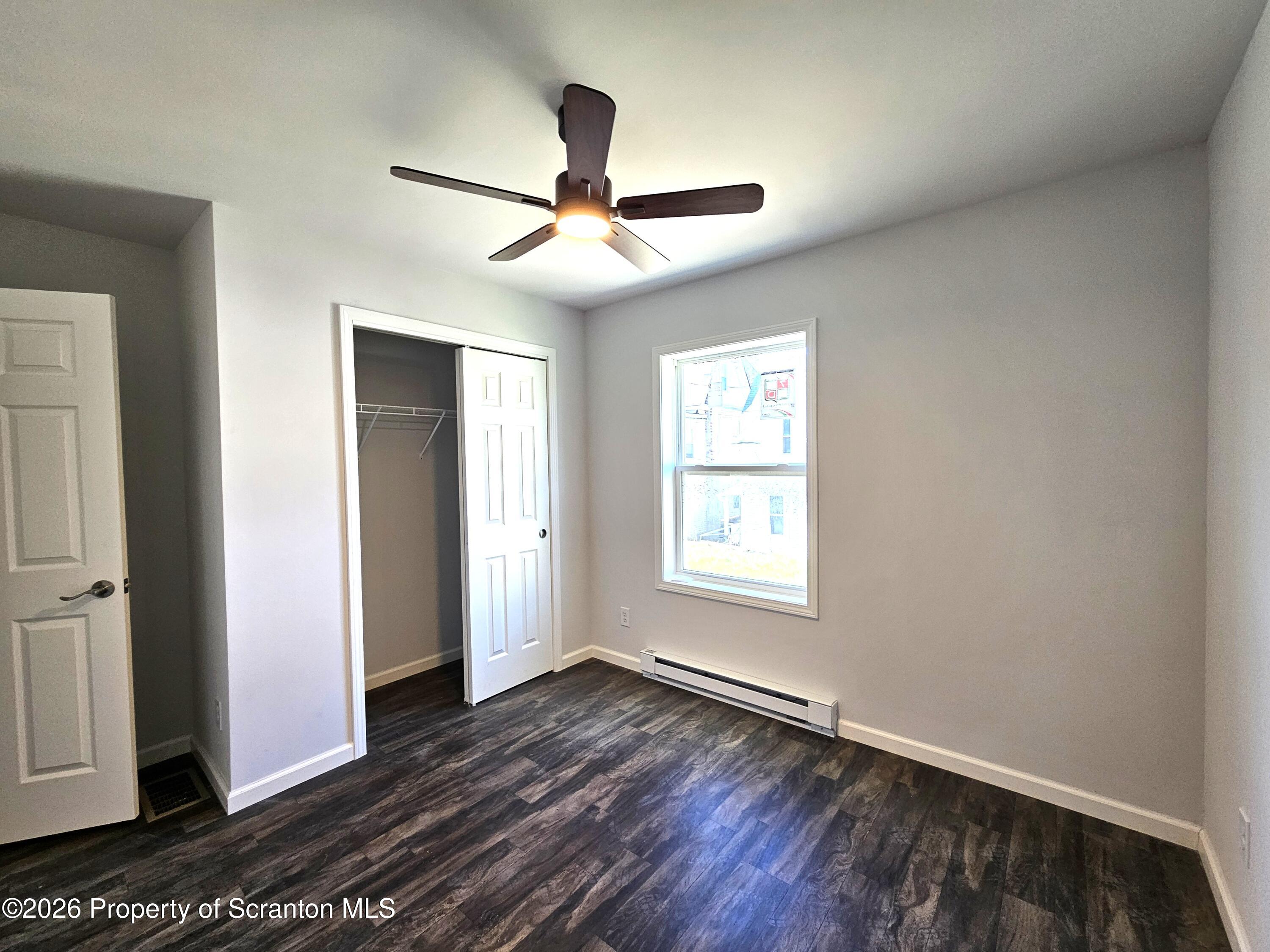 609 E Gibson Street Unit: 2nd Fl