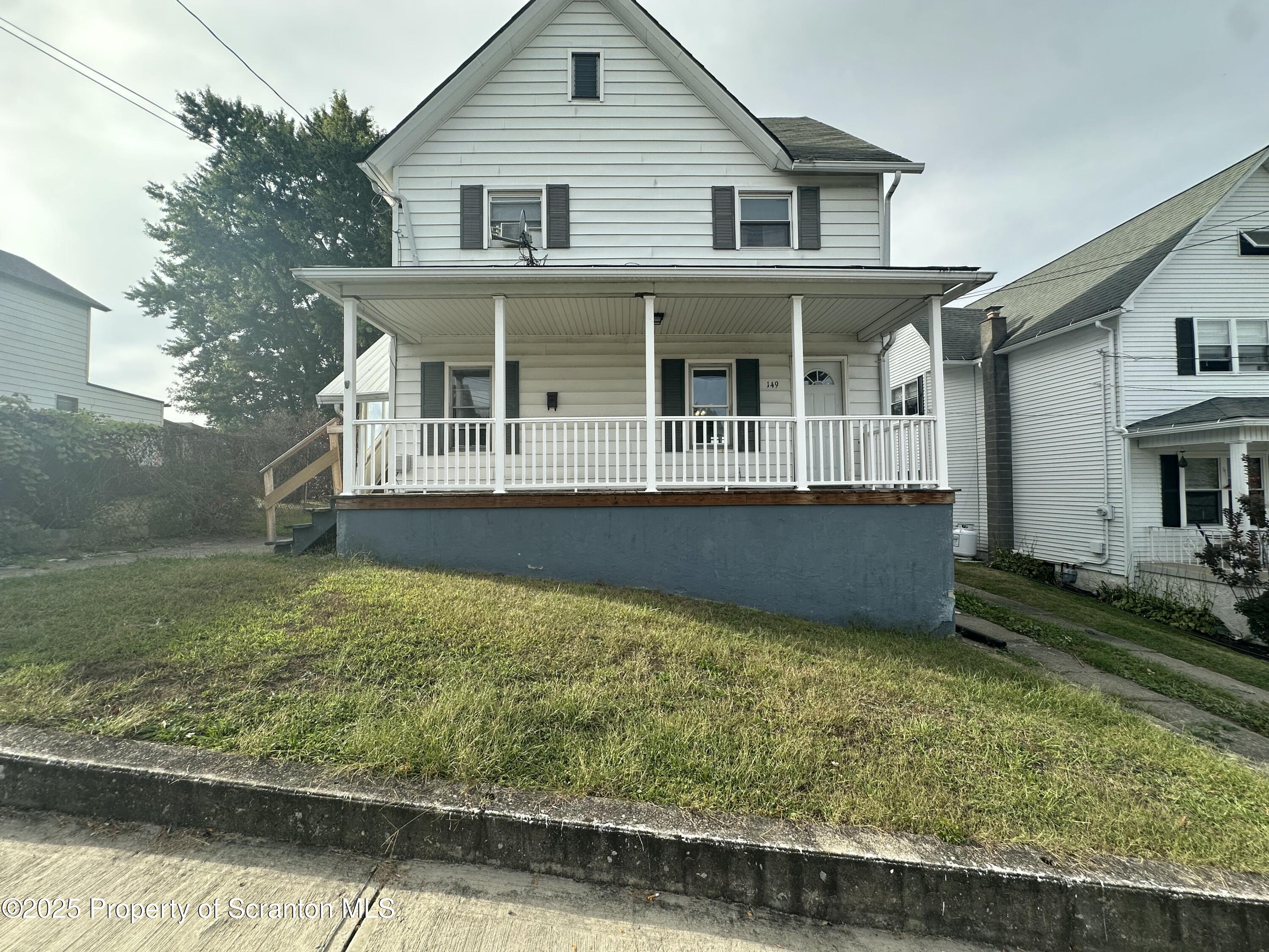 149 Tompkins Street Unit: 2
