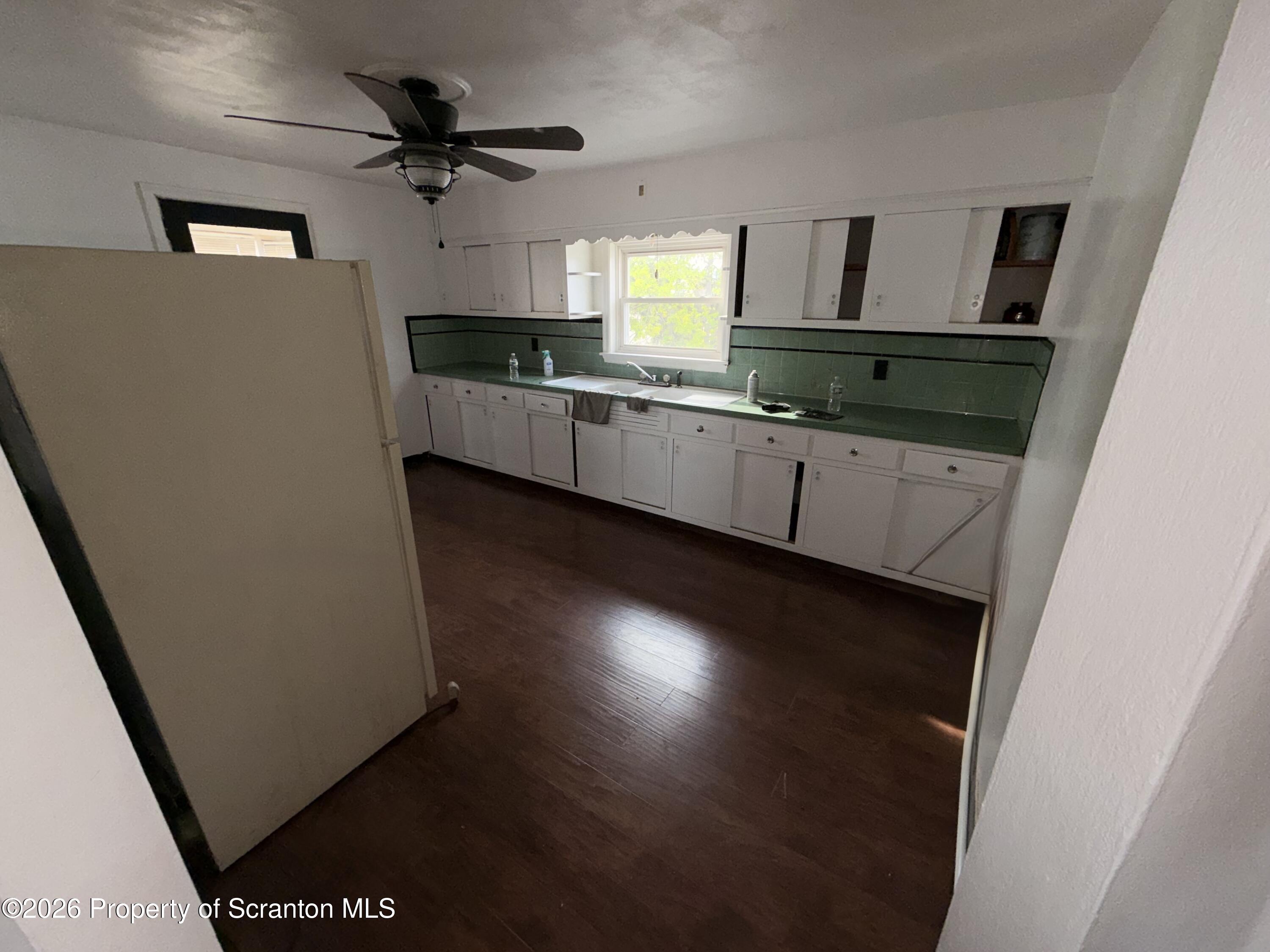 149 Tompkins Street Unit: 2