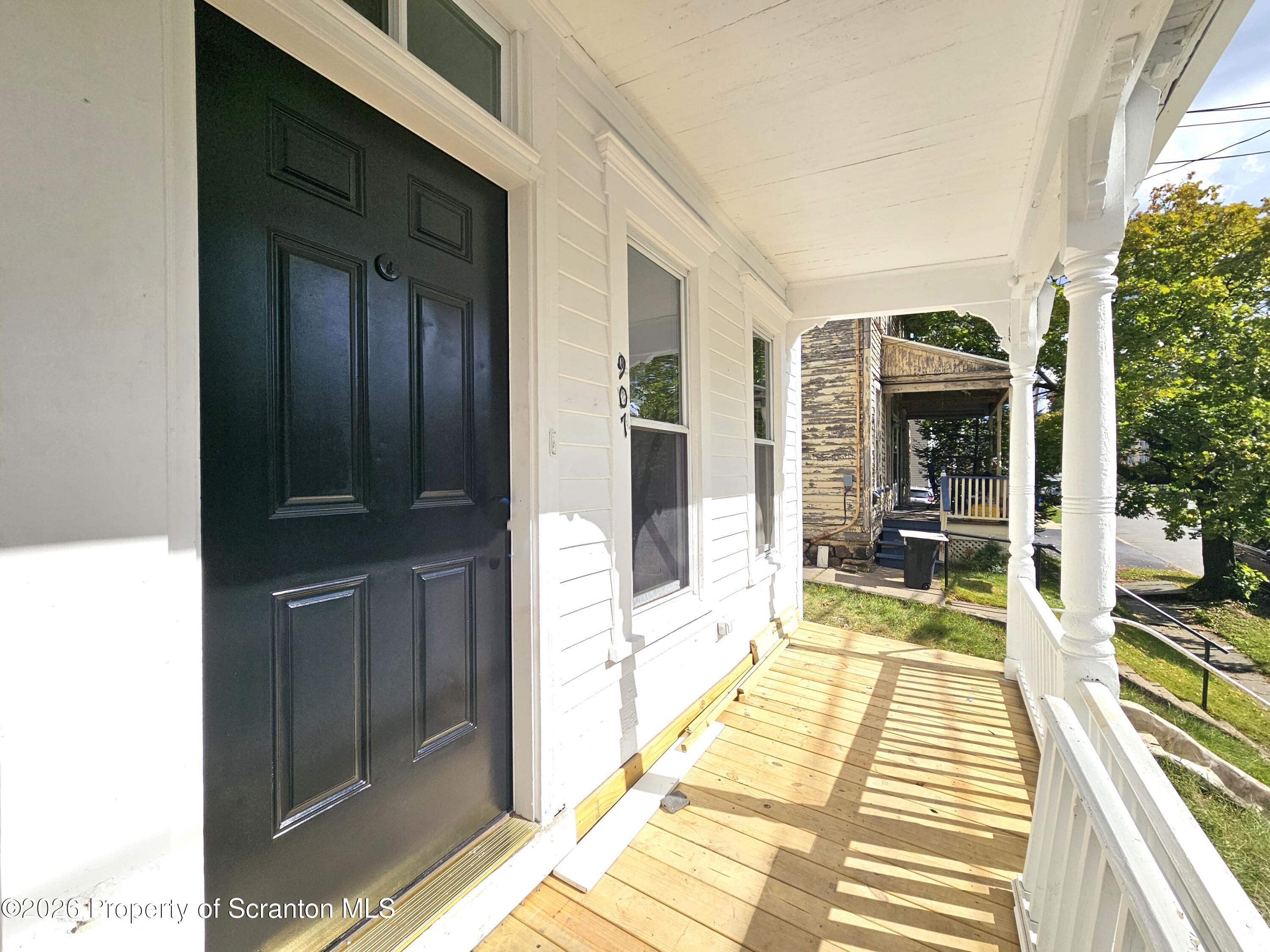 907 Green Ridge Street