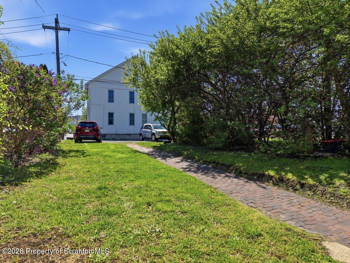 517-519 Cedar Avenue