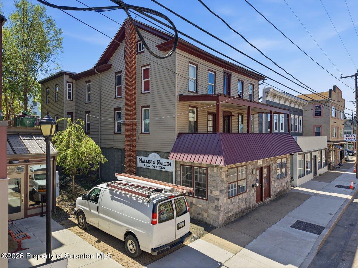 517-519 Cedar Avenue