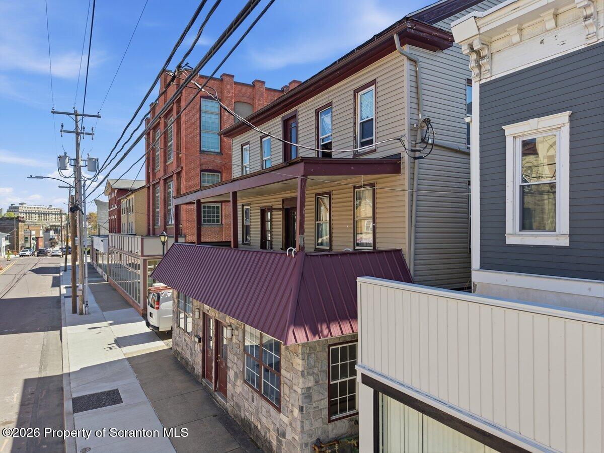 517-519 Cedar Avenue