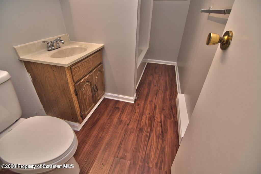 1418 N Main (Apt B) Street