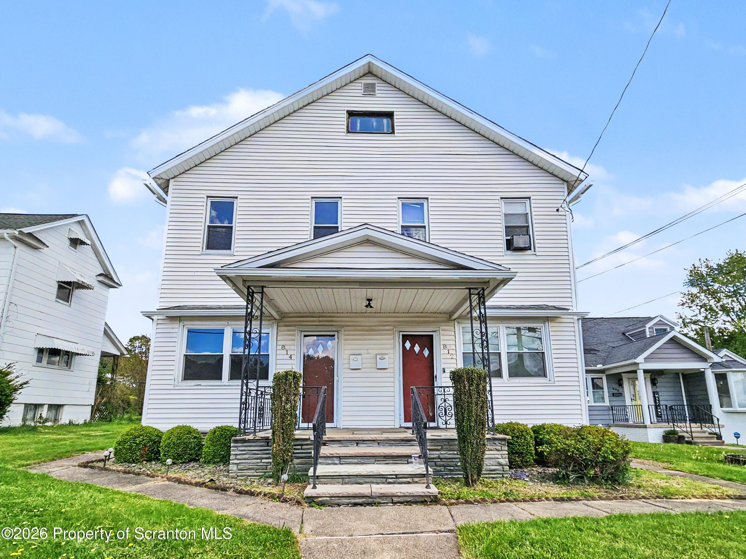 814 Price Street