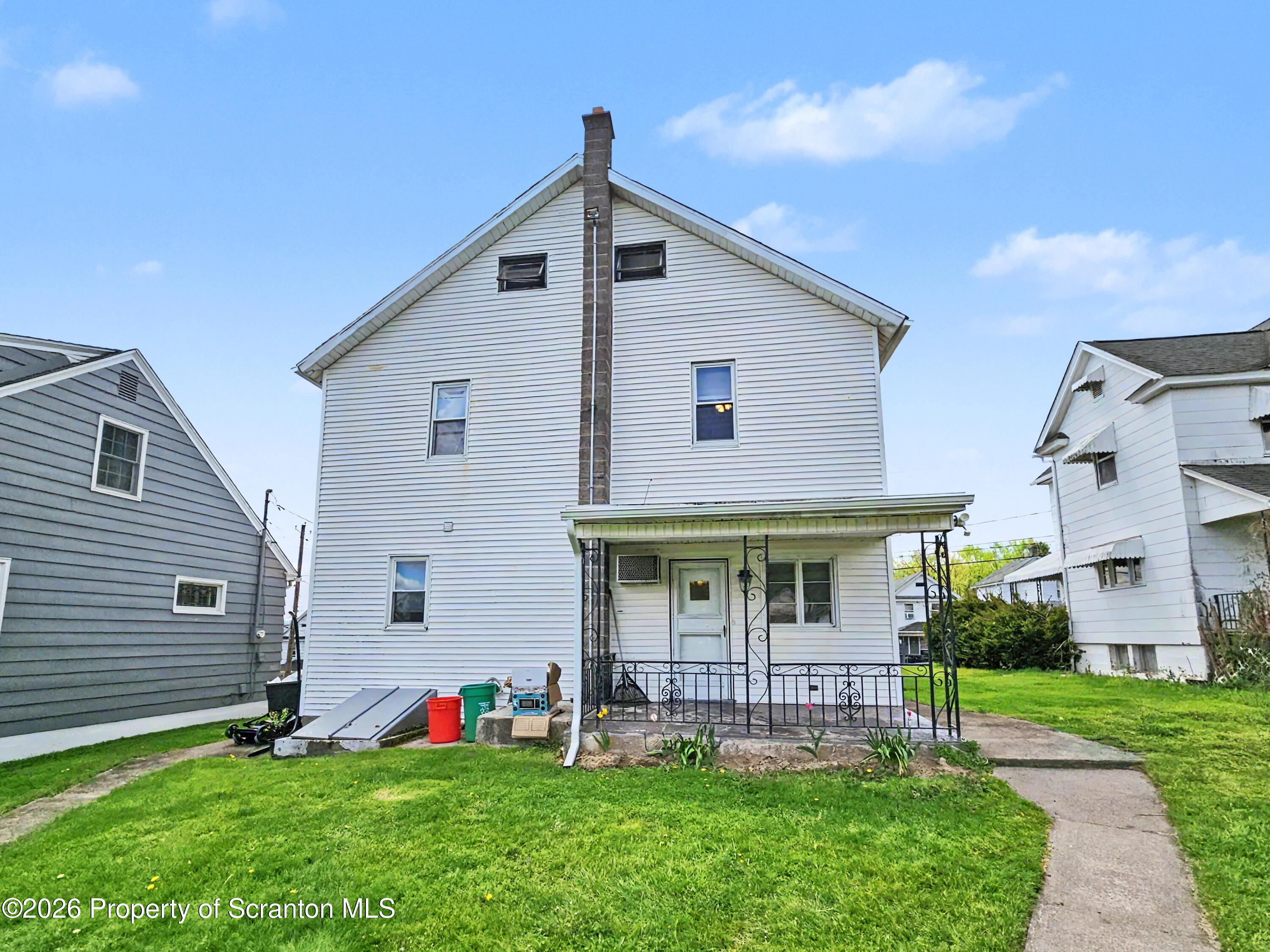 814 Price Street