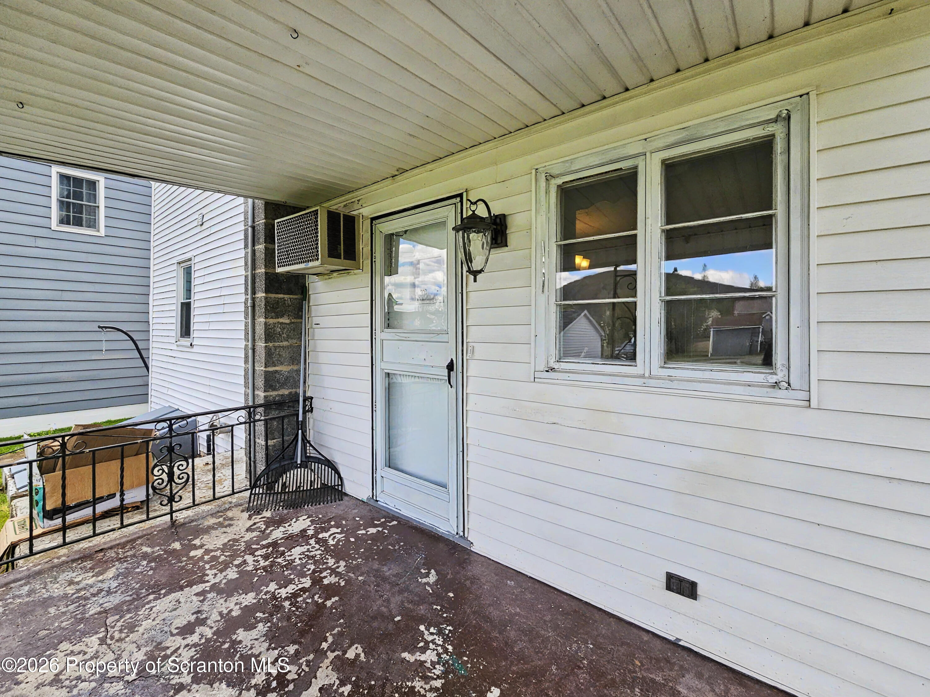 814 Price Street