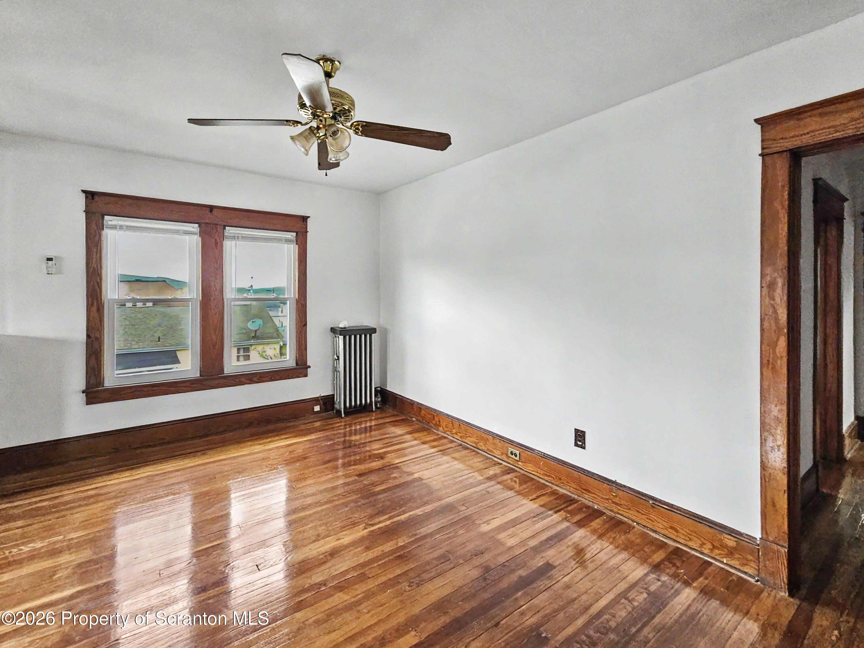 852 N Rebecca Avenue Unit: 2nd fl