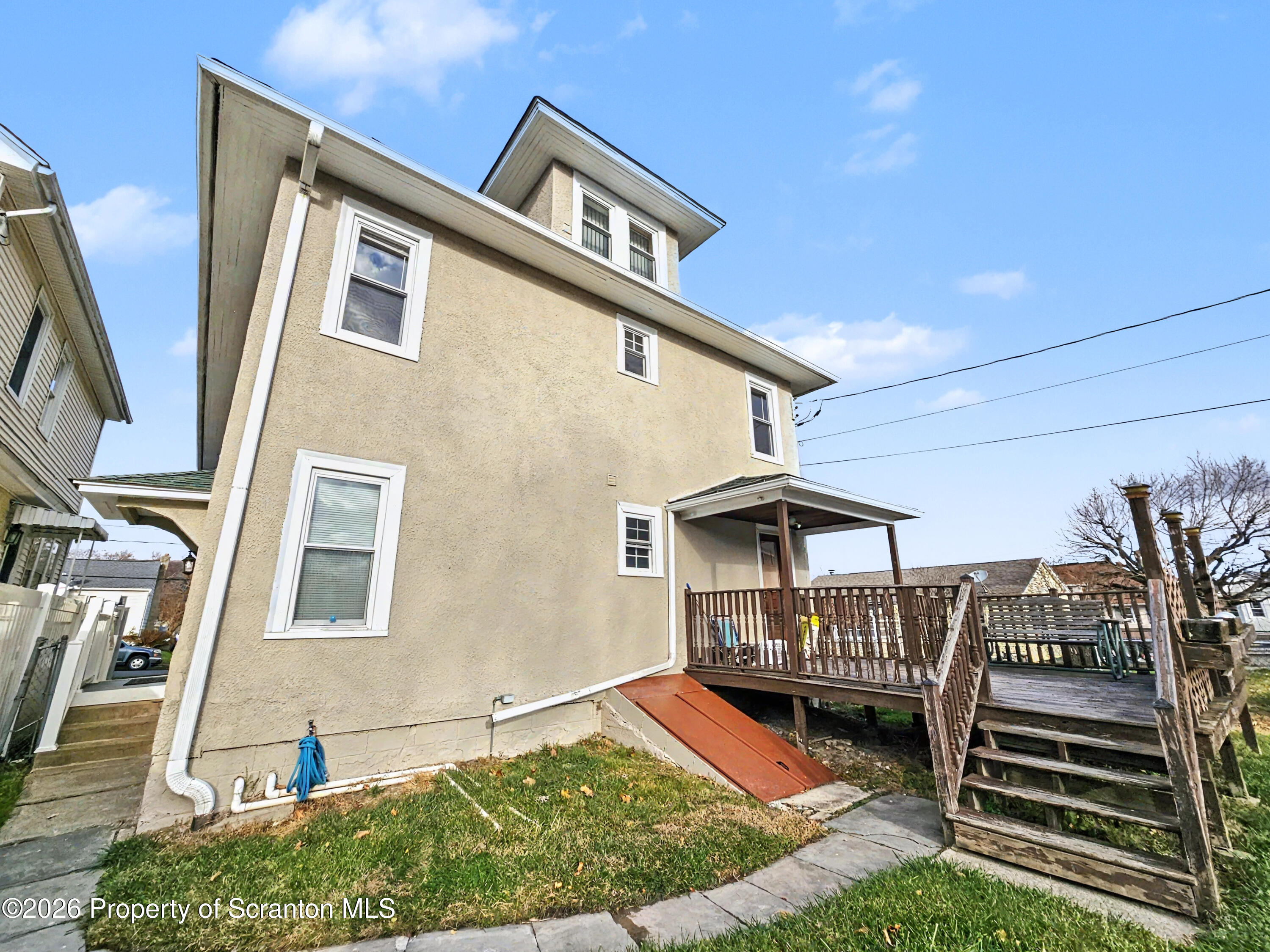 852 N Rebecca Avenue Unit: 2nd fl