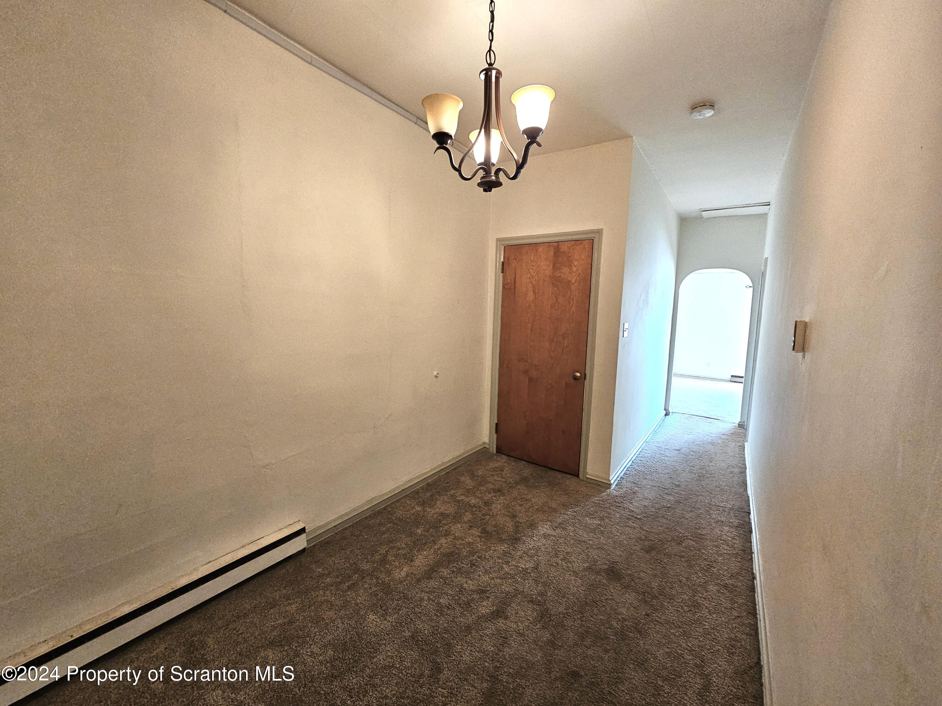 624 Court Street Unit: 2nd Fl