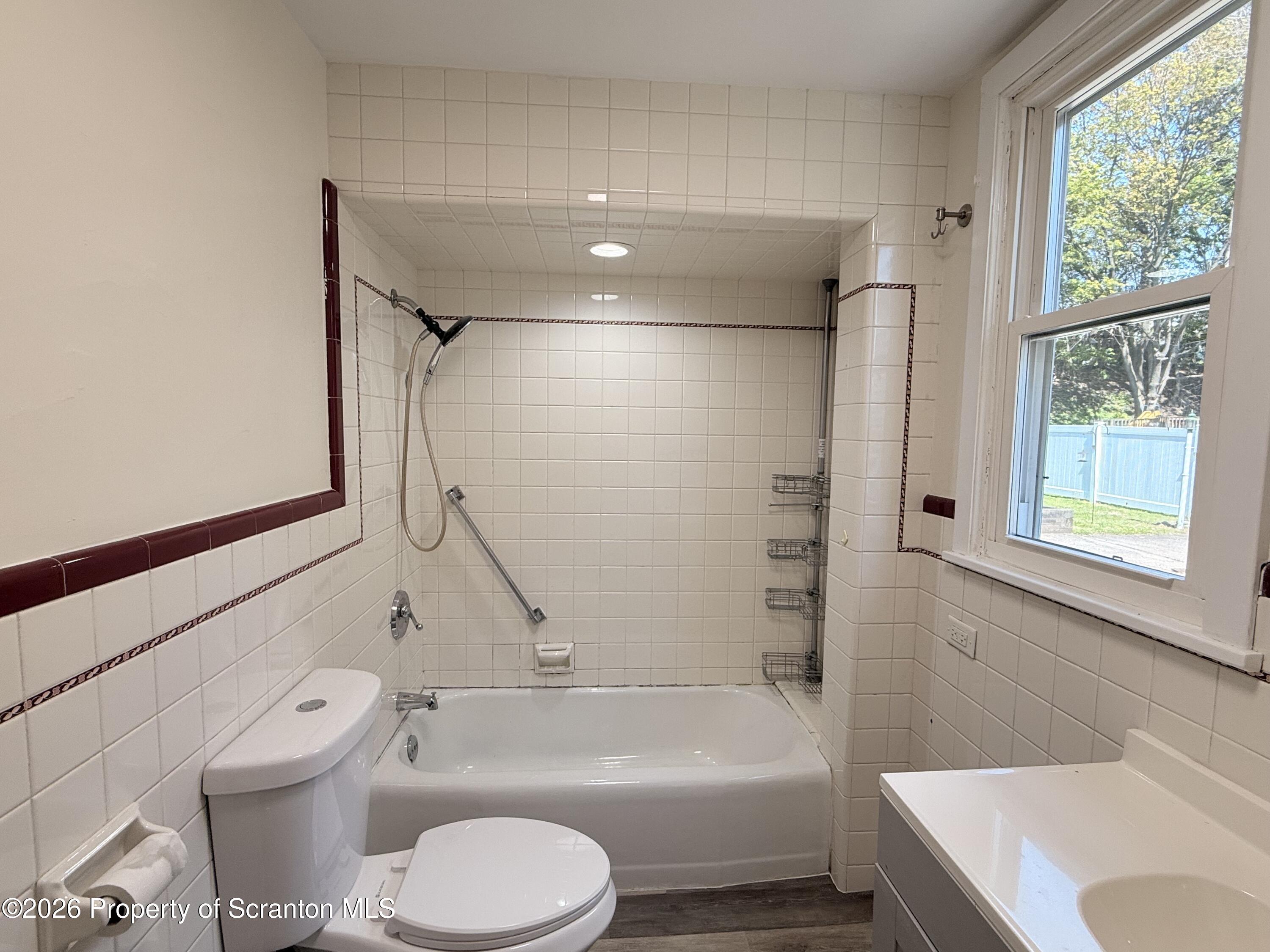 1744 Main Street Unit: Rear