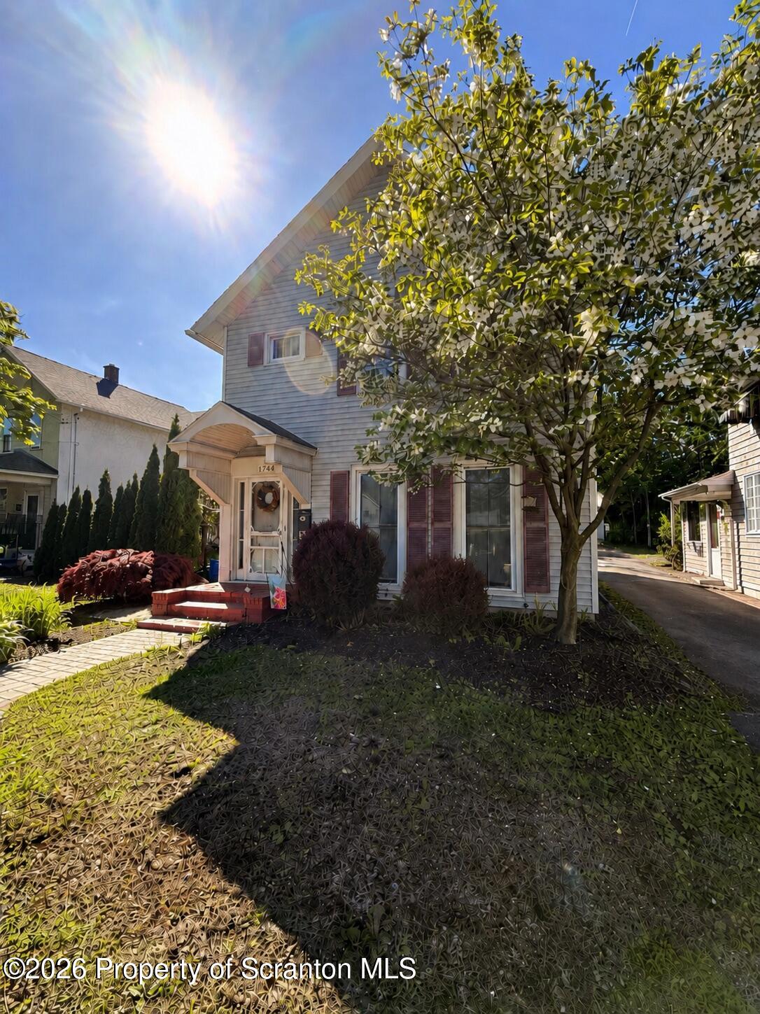 1744 Main Street Unit: Rear