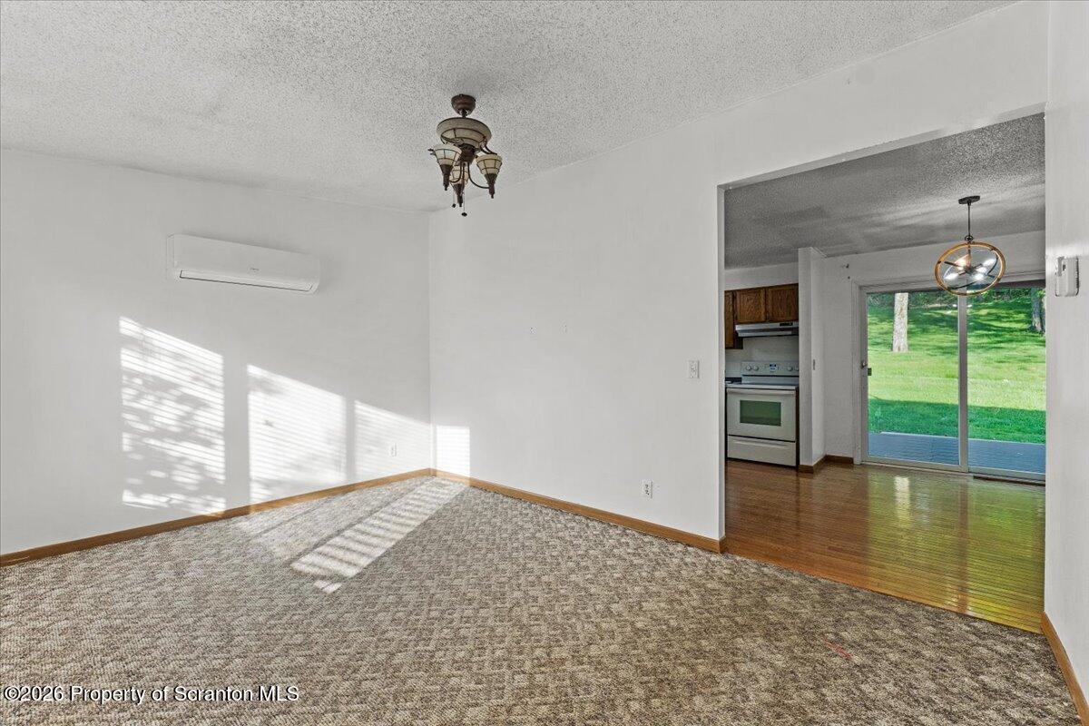 1207 Moltke Avenue