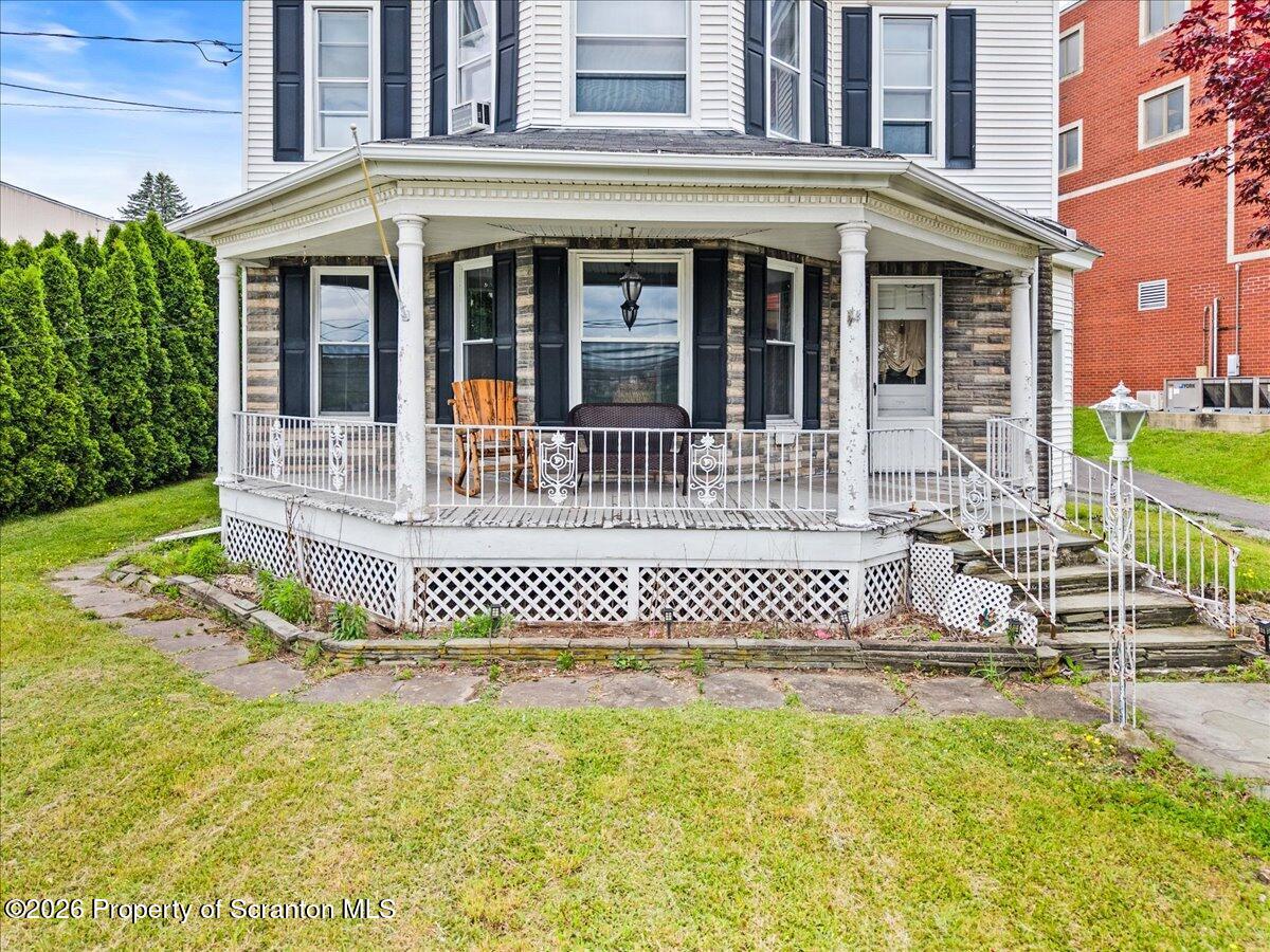 1410 Main Street