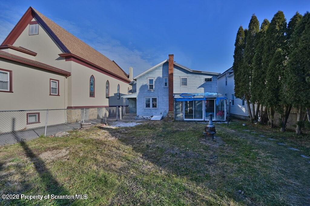 418 E Market Street
